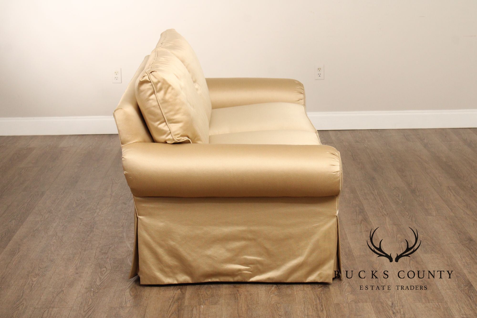 Alexandria Classic Rolled Arm Sofa