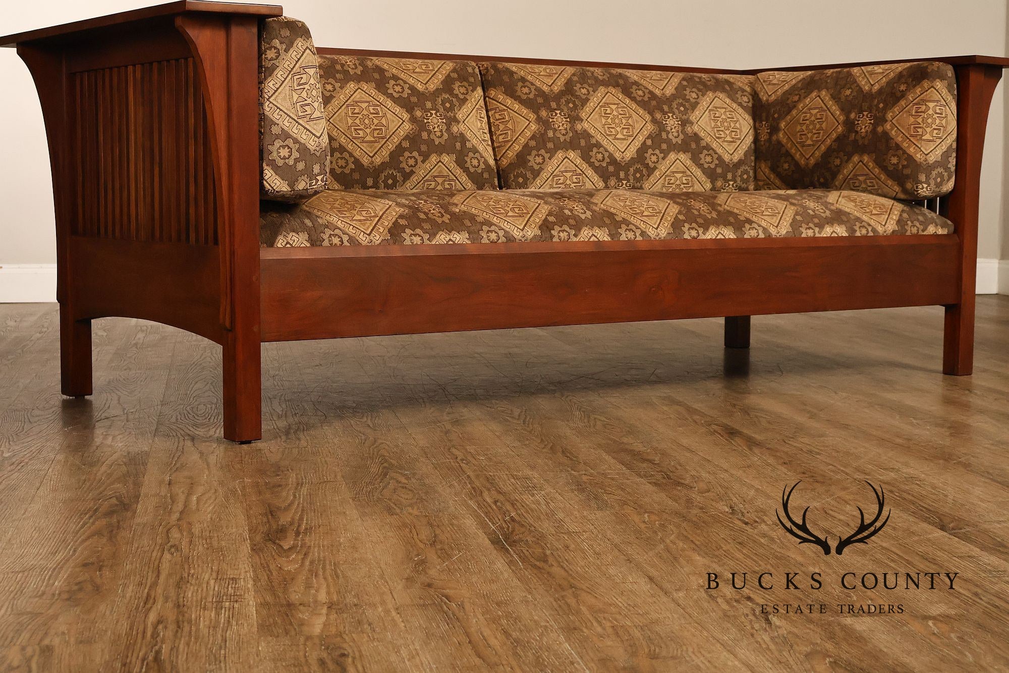 Stickley Mission Collection Cherry Prairie Settle
