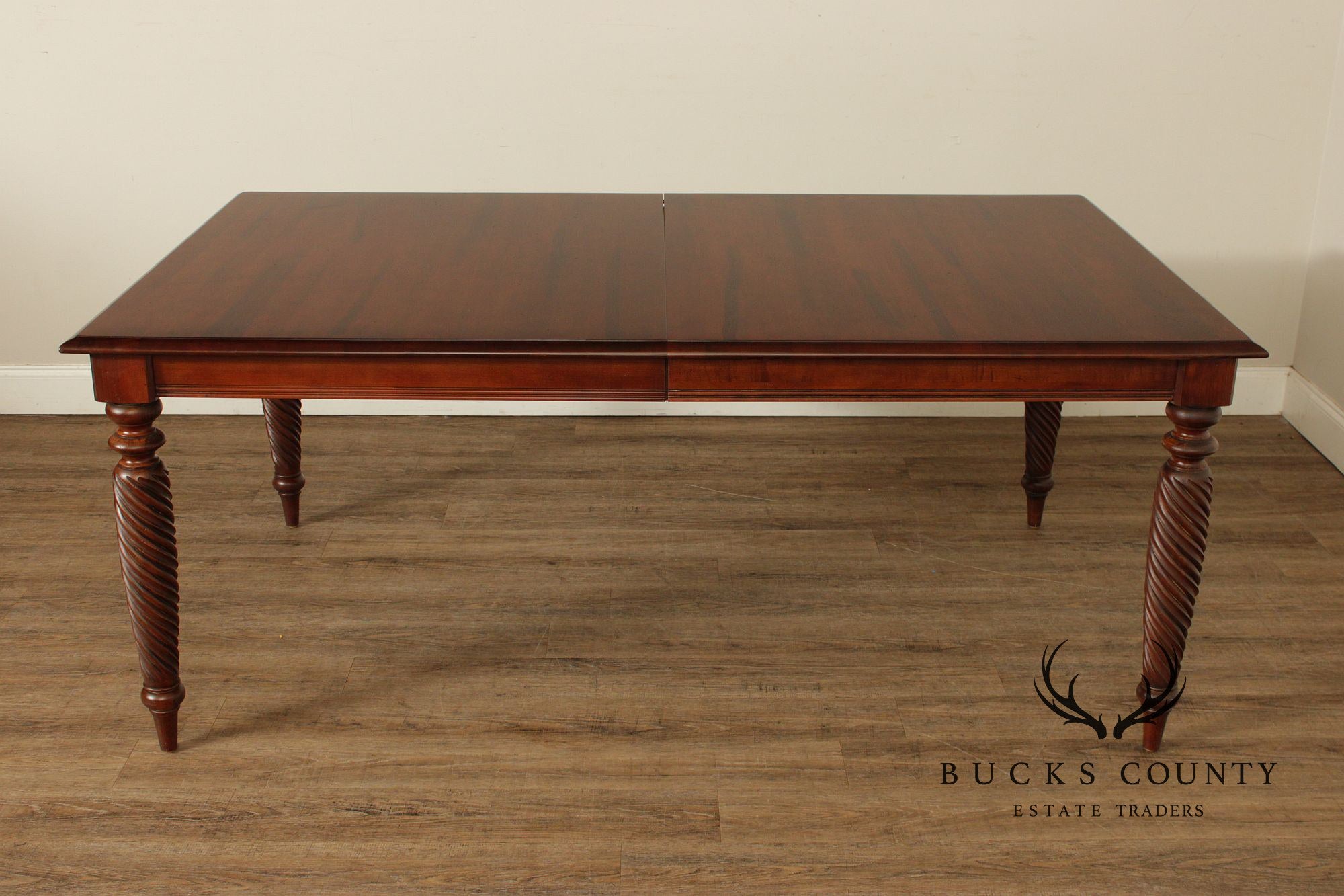 Ethan Allen 'British Classics' Extendable Dining Table