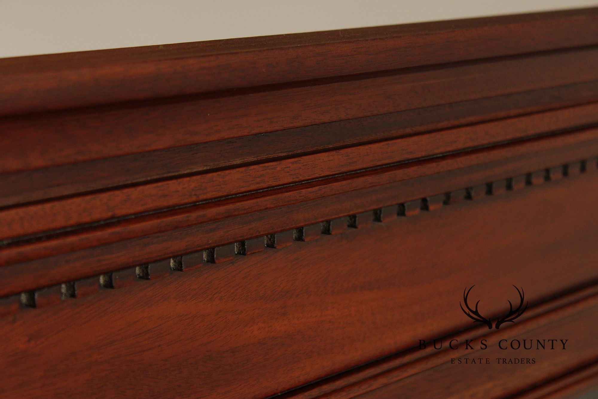 Craftique Chippendale Style Mahogany Corner Cabinet