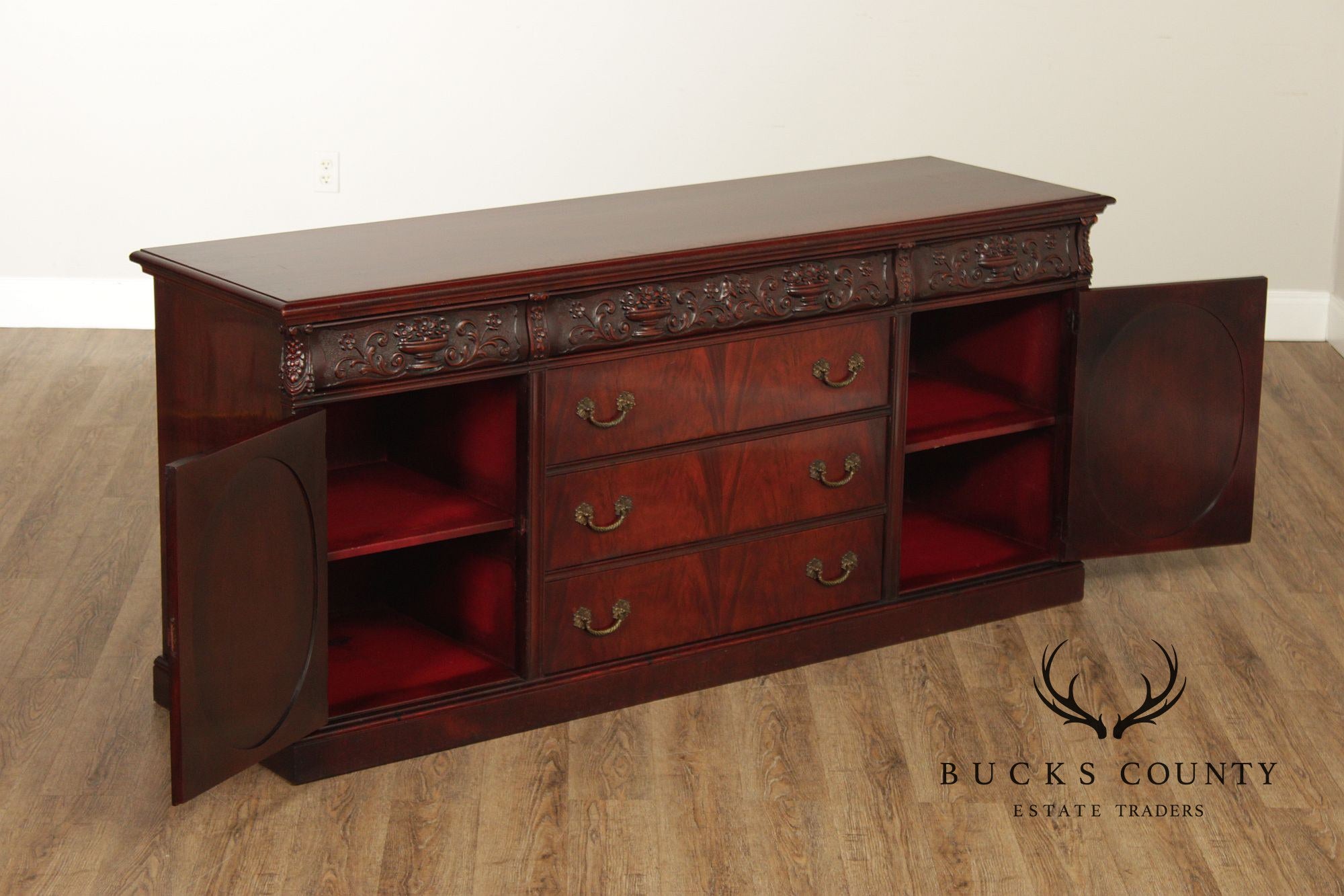 1940's Vintage Georgian Style Carved Mahogany Sideboard Buffet