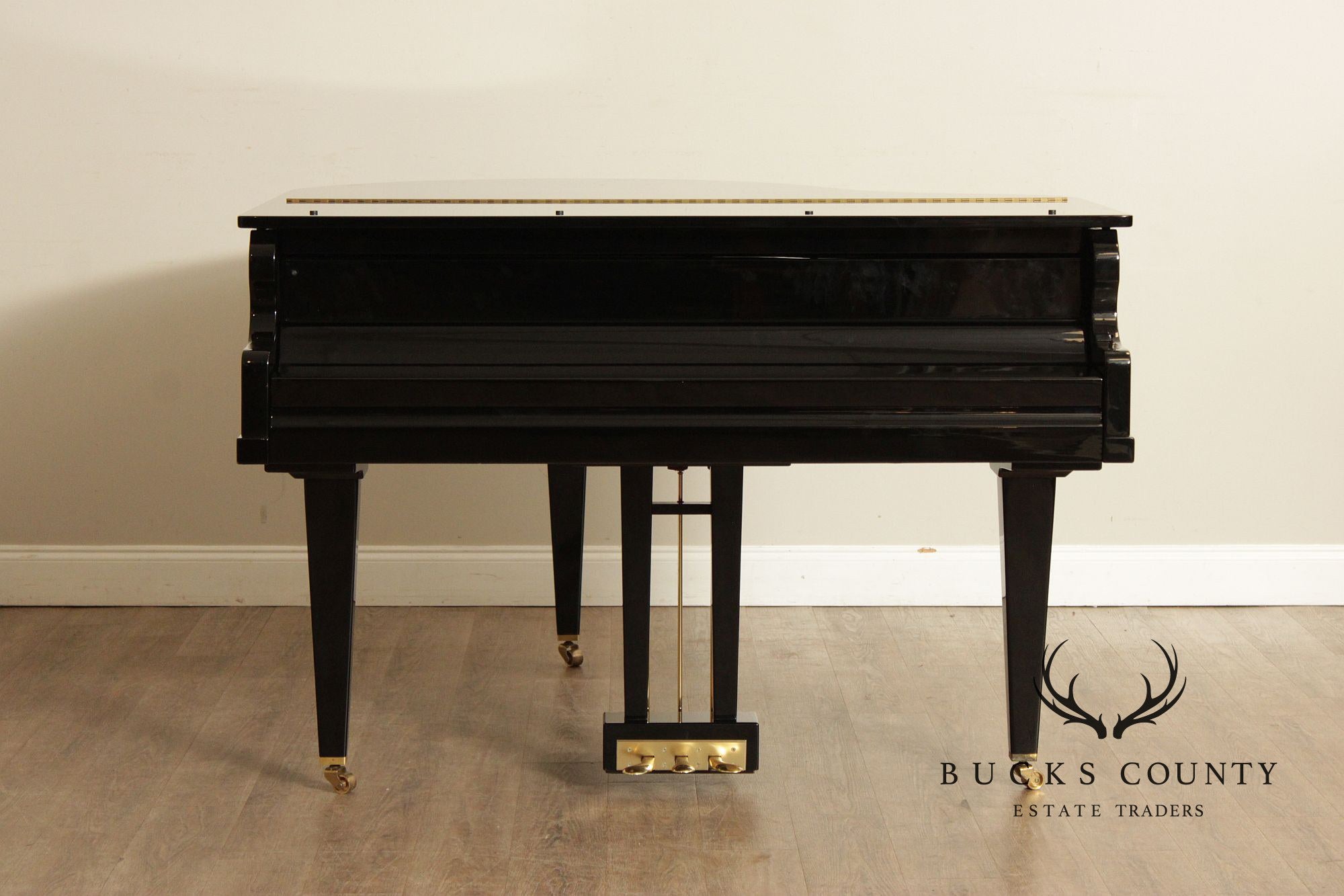 Kimball 'Viennese Classic' Baby Grand Piano and Bench