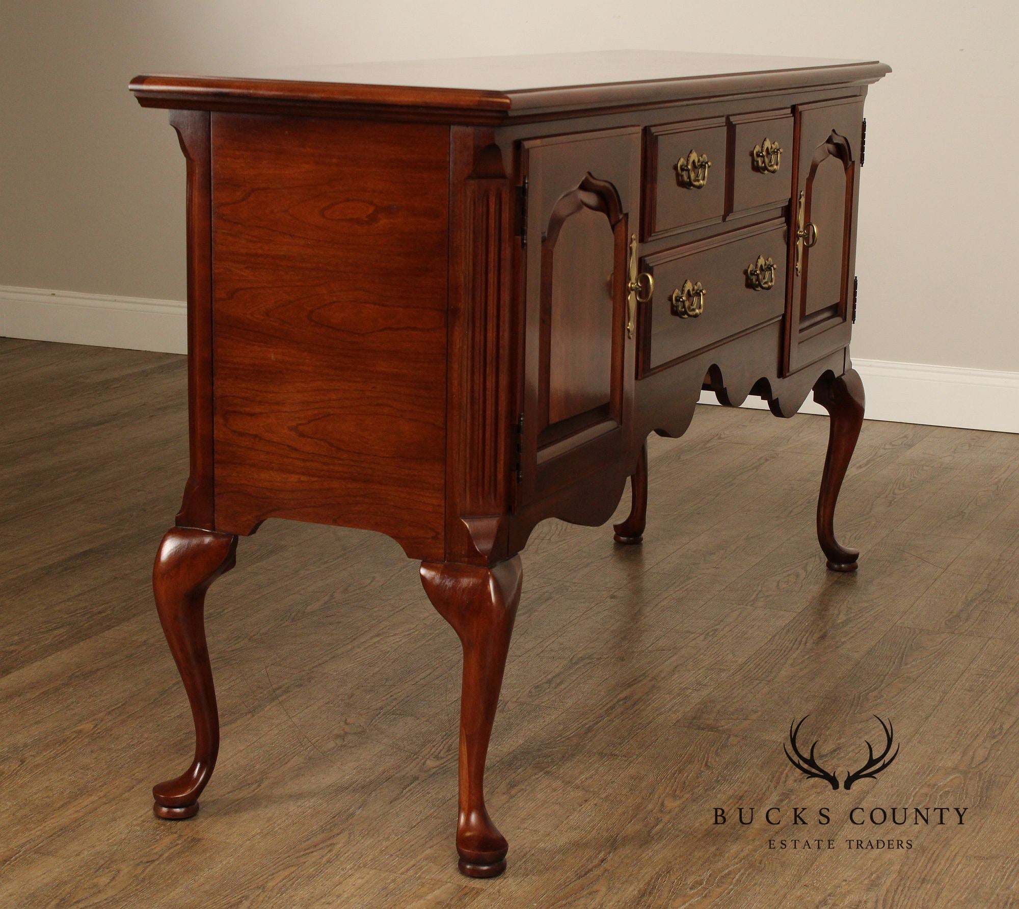 Thomasville Queen Anne Style Cherry Sideboard