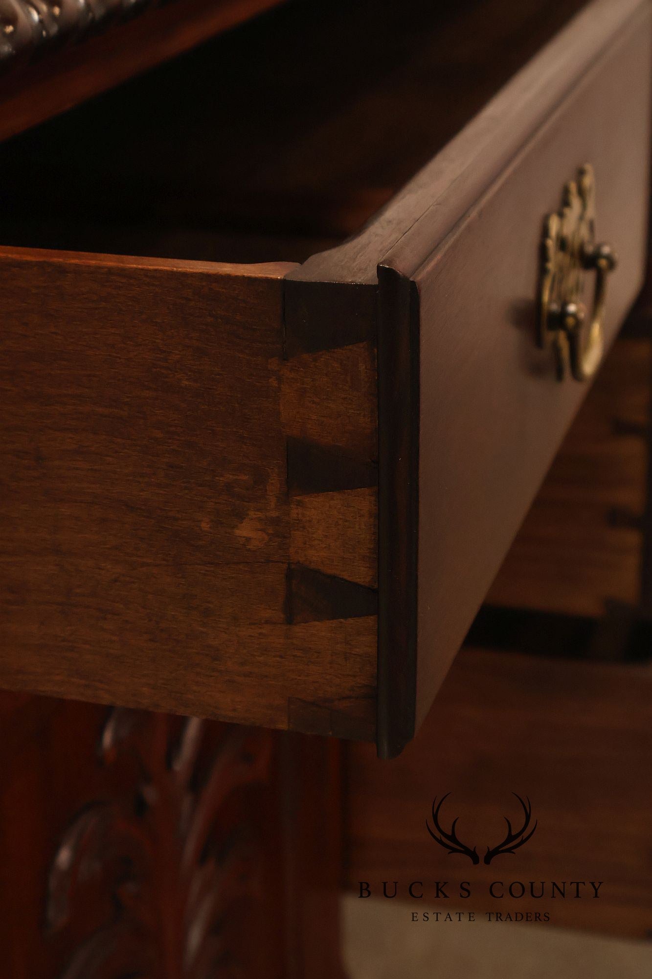 Vintage Chippendale Style Mahogany Sideboard Buffet