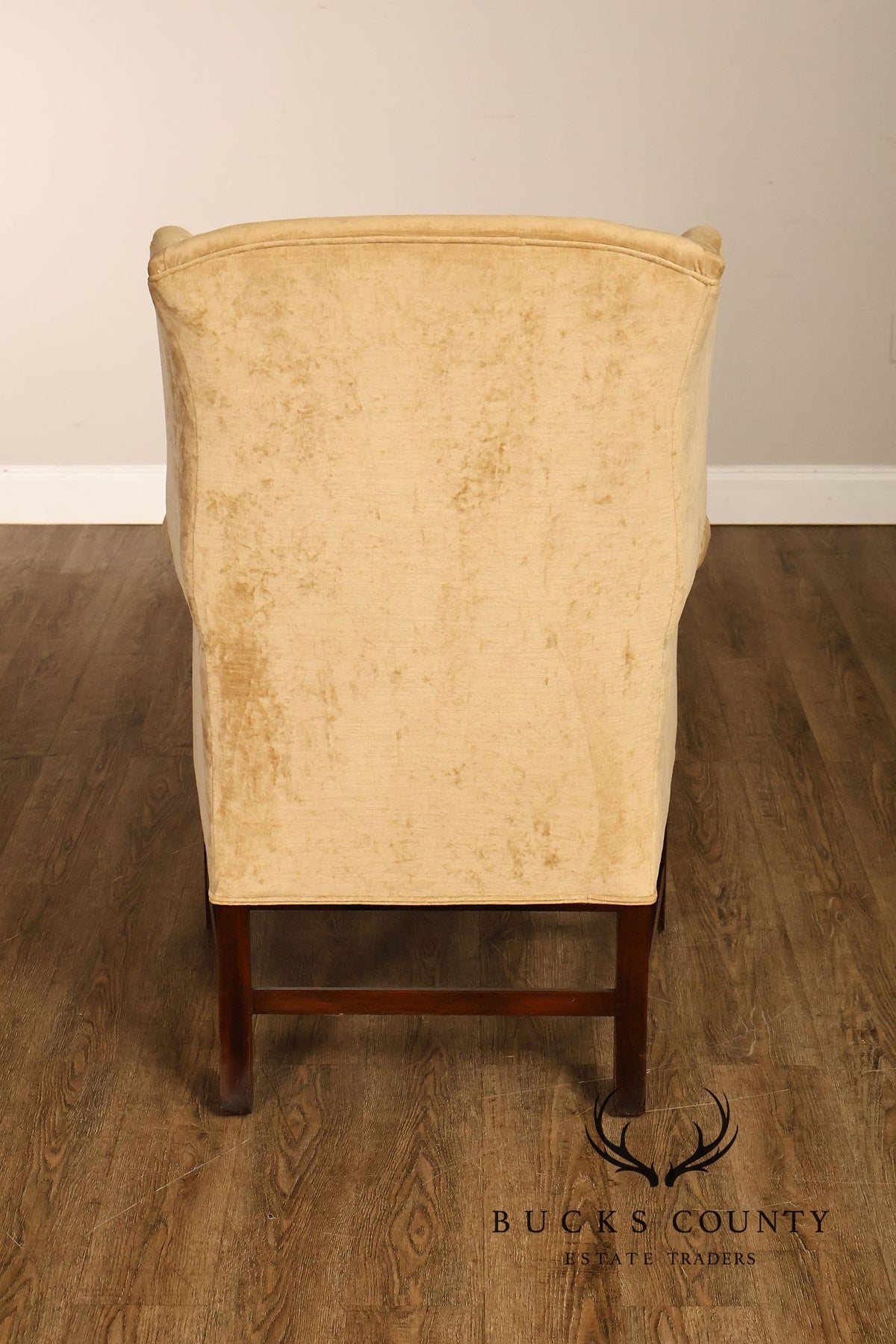 Kittinger Williamsburg Adaptation Wing Chair