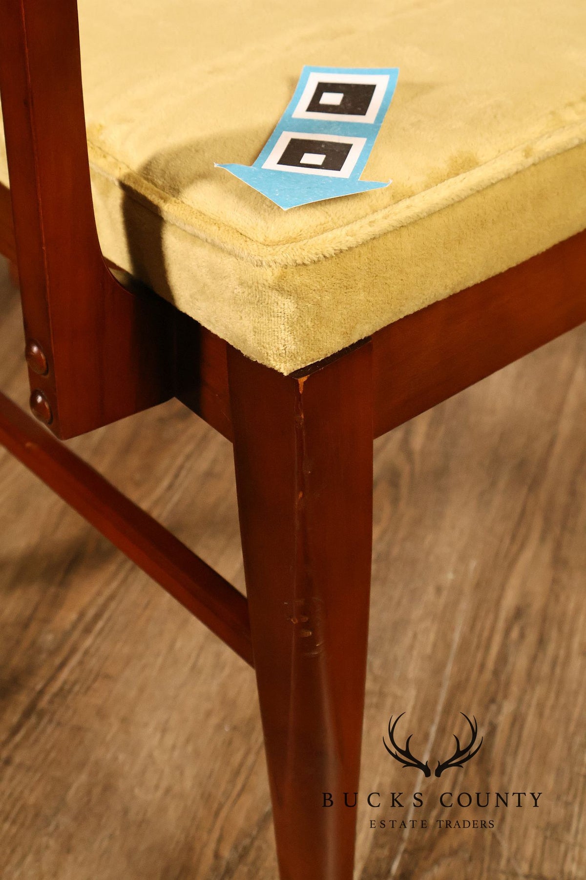 Mid Century Modern Set of Six Walnut Dining Chairs