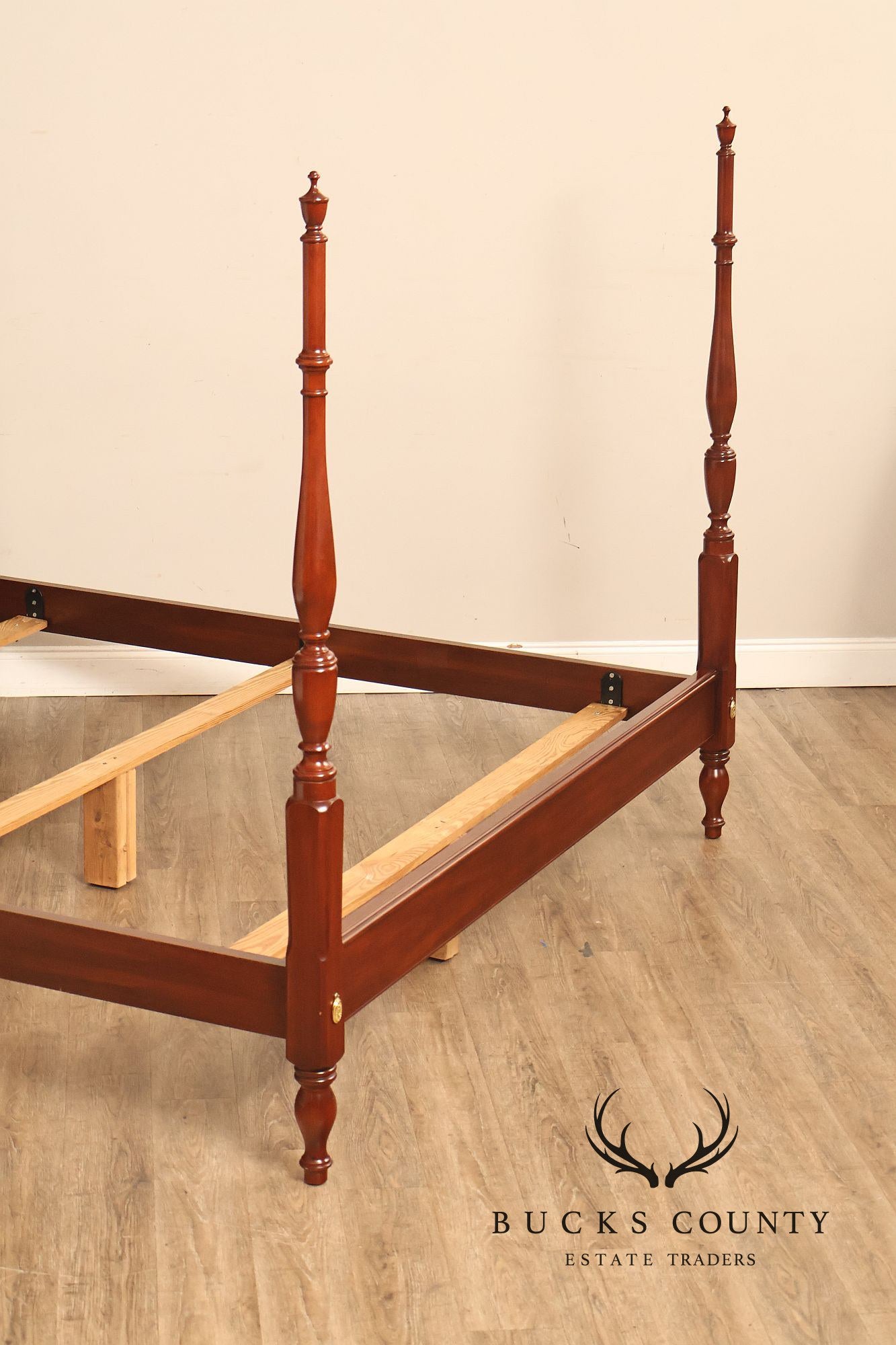 Henkel Harris Solid Cherry King Four Poster Bed