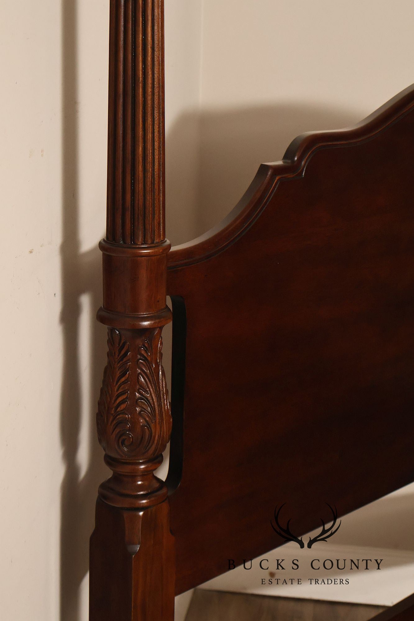 Drexel Heritage Heirlooms Collection Queen Size Mahogany Poster Bed