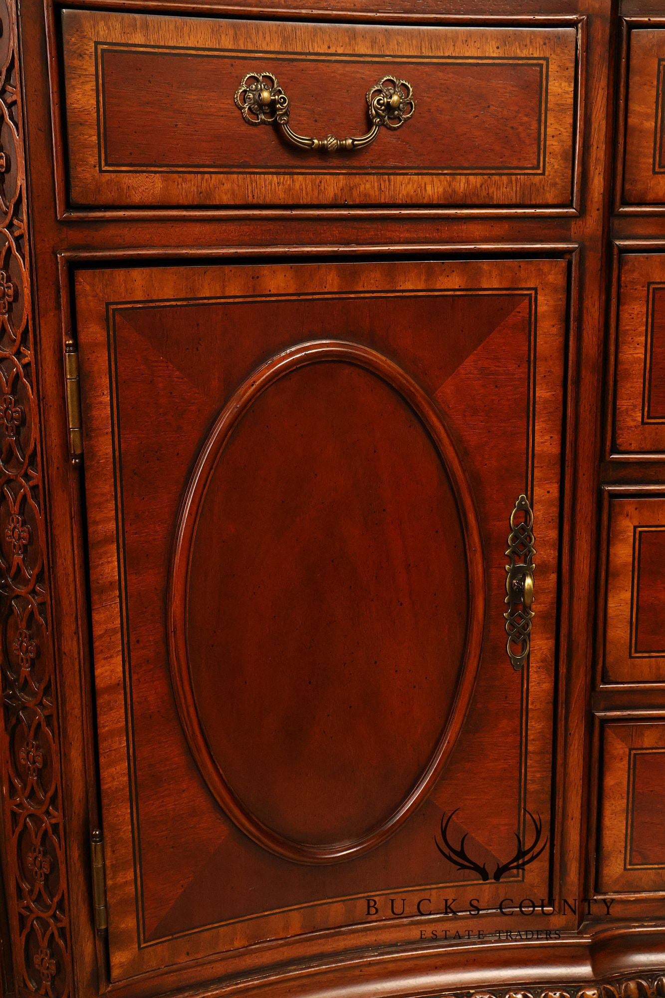 Universal Furniture Georgian S995tyle Marble Top Buffet Sideboard