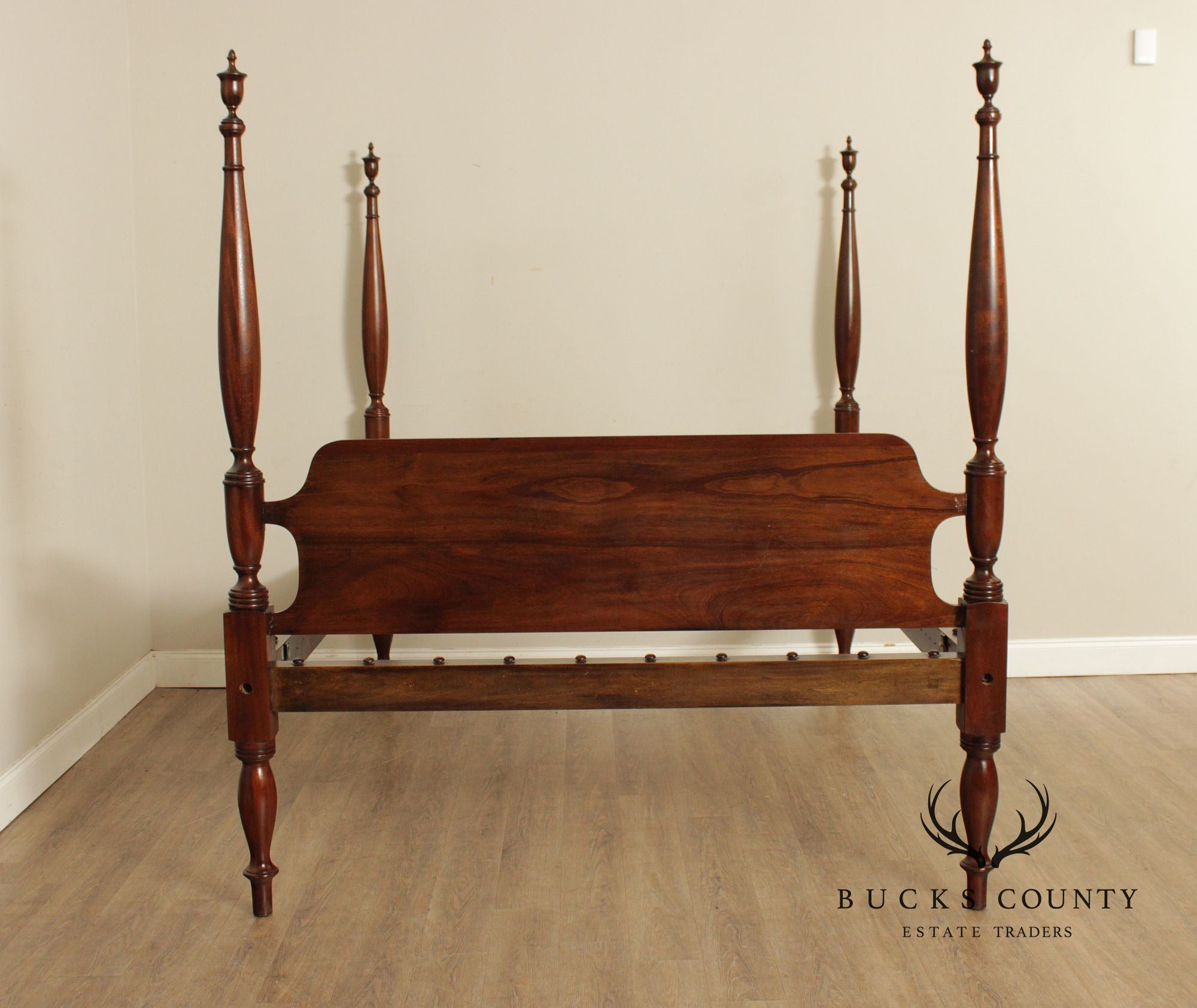 Henkel Harris Mahogany Queen Poster Bed