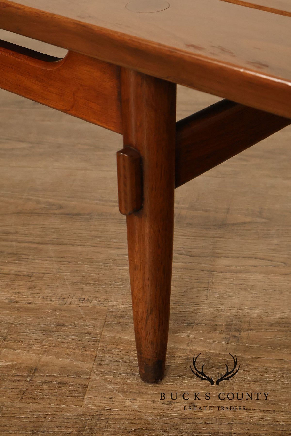American Of Martinsville Furniture Slat Top Bench