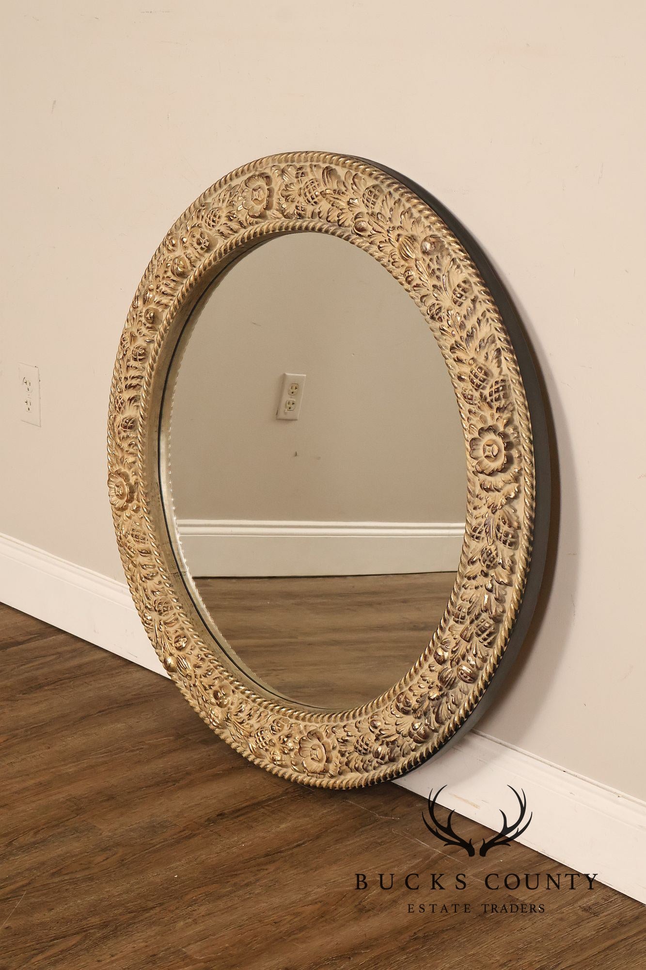 The Bombay Company 'Chardonnay' Round Carved Wall Mirror
