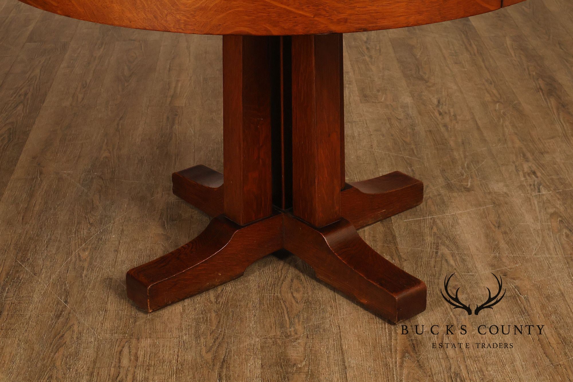 Antique L. & J.G. Stickley No. 716 Mission Oak Shoe Foot Round Dining Table