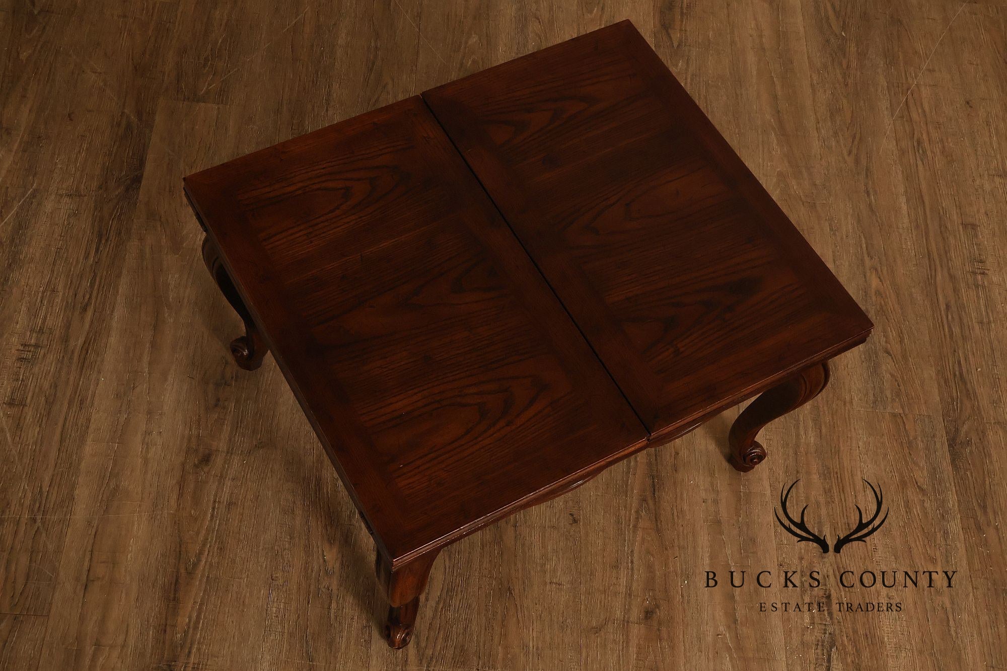 Henredon French Louis XV Style Oak Expanding Coffee Table