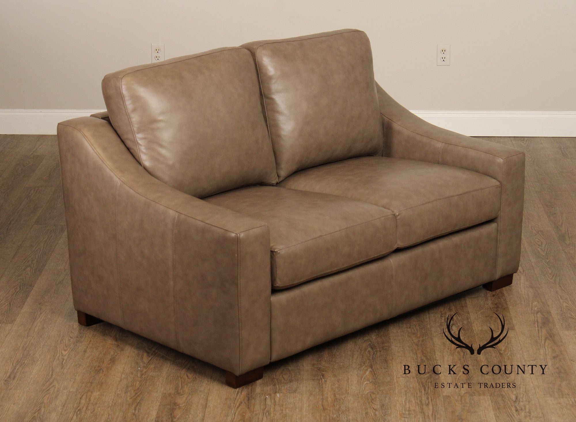 Lea Unlimited Hampton Leather Loveseat