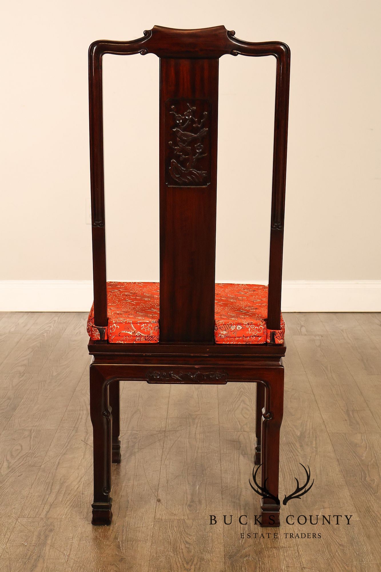 Chinese Style Set Of Eight Rosewood Dining Chairs With Carved Splats