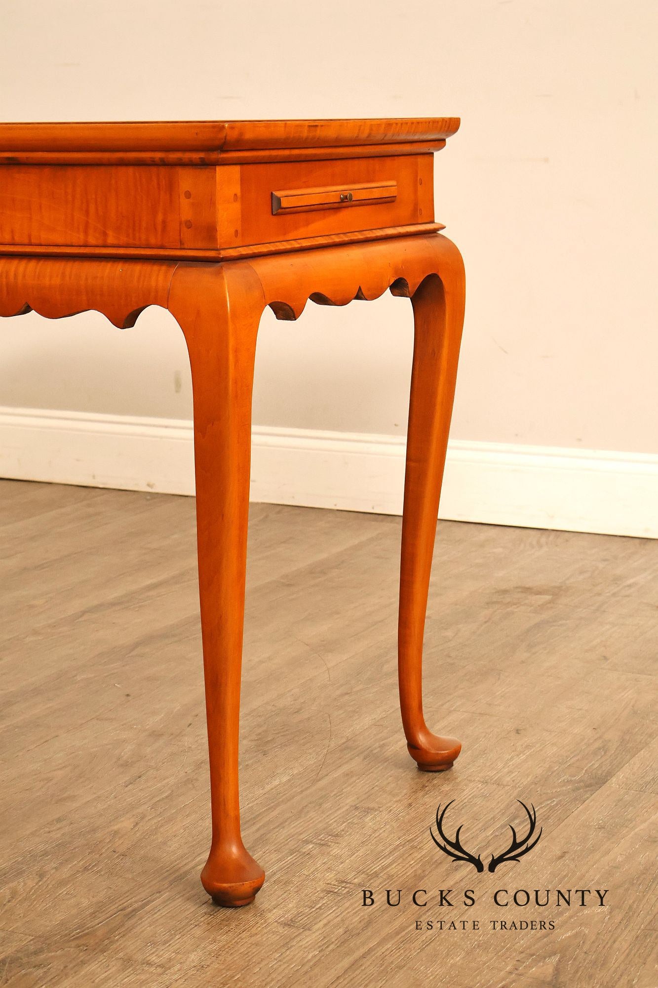Eldred Wheeler Queen Anne Style Tiger Maple Tea Table