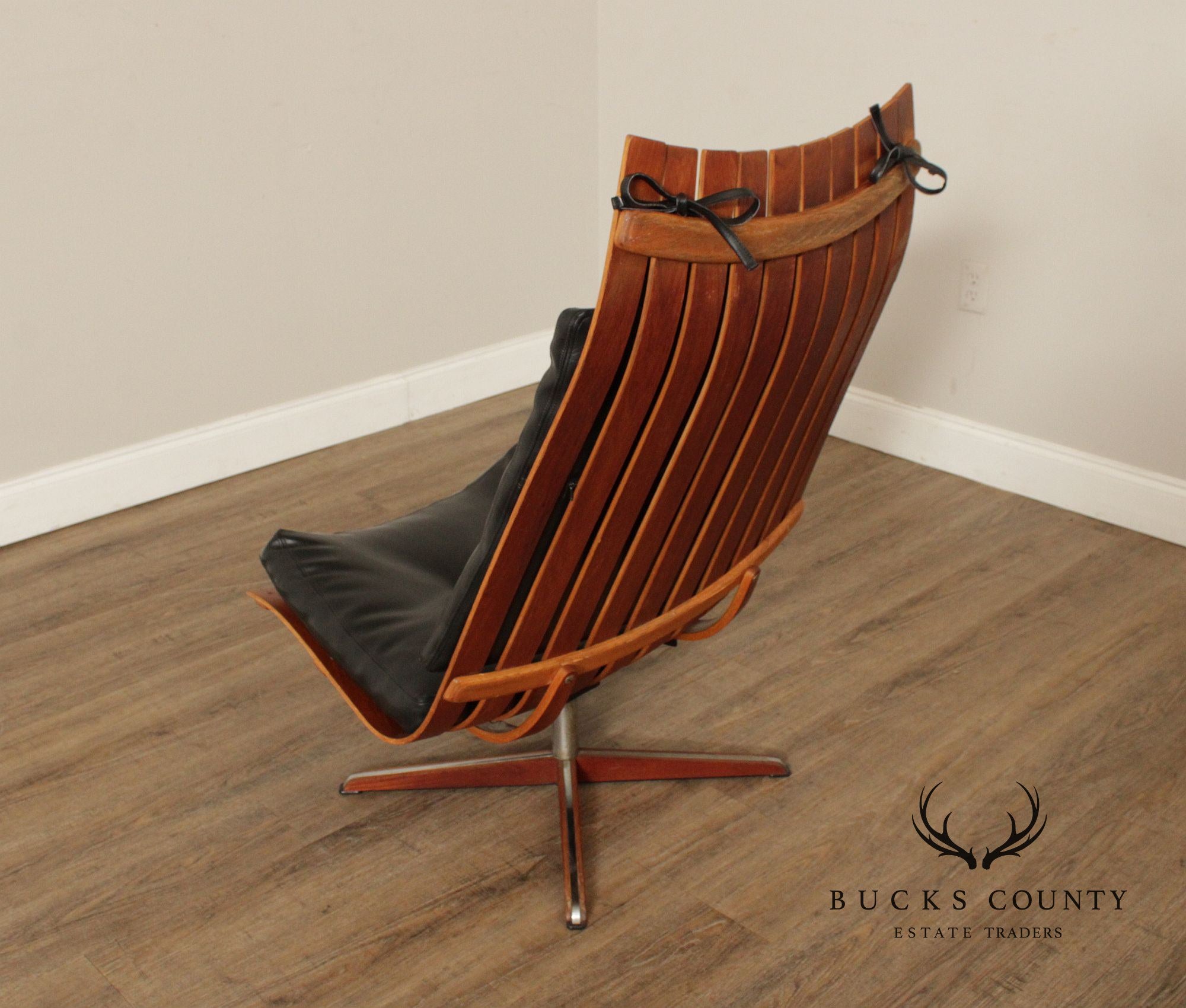 Hans Brattrud, Hove Møbler 'Scandia' Lounge Chair and Ottoman