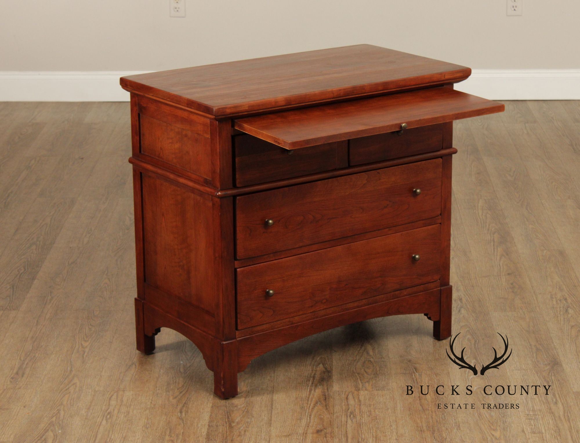 Lexington Bob Timberlake Arts And Crafts Cherry Bachelor’s Chest With Pull-Out Tray