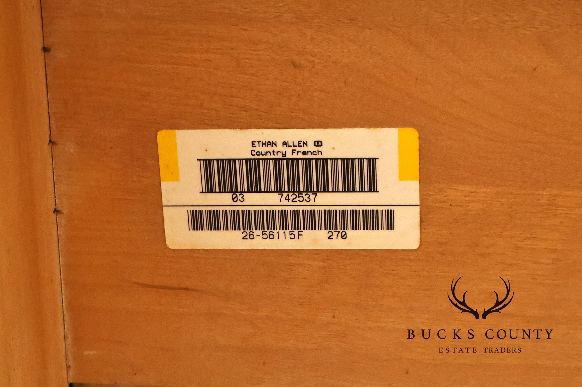 Ethan Allen 'Country French' Queen Sleigh Bed