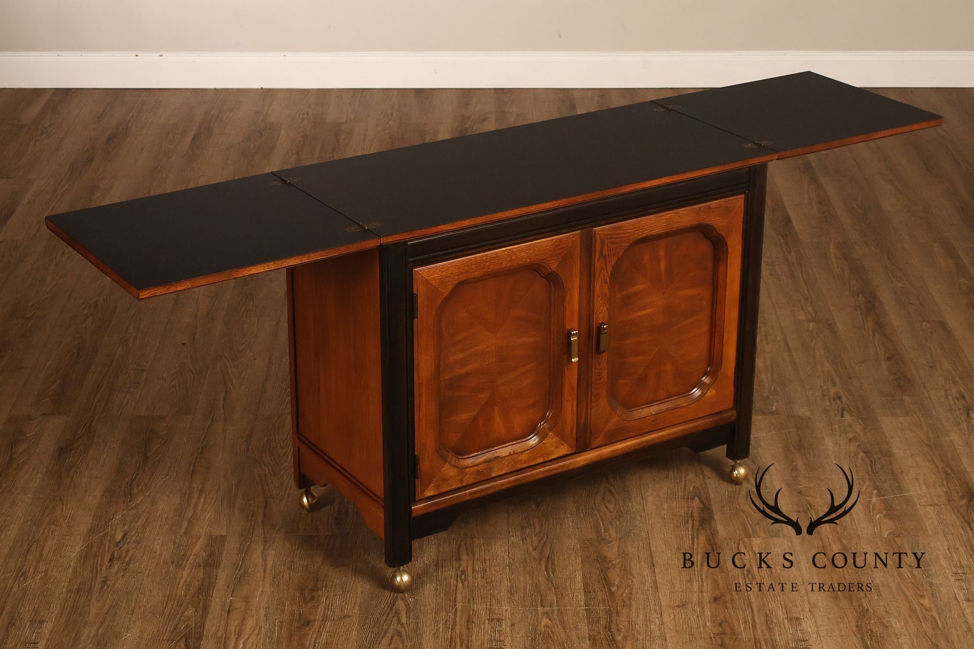 Thomasville 'Embassy' Asian Inspired Flip-Top Server