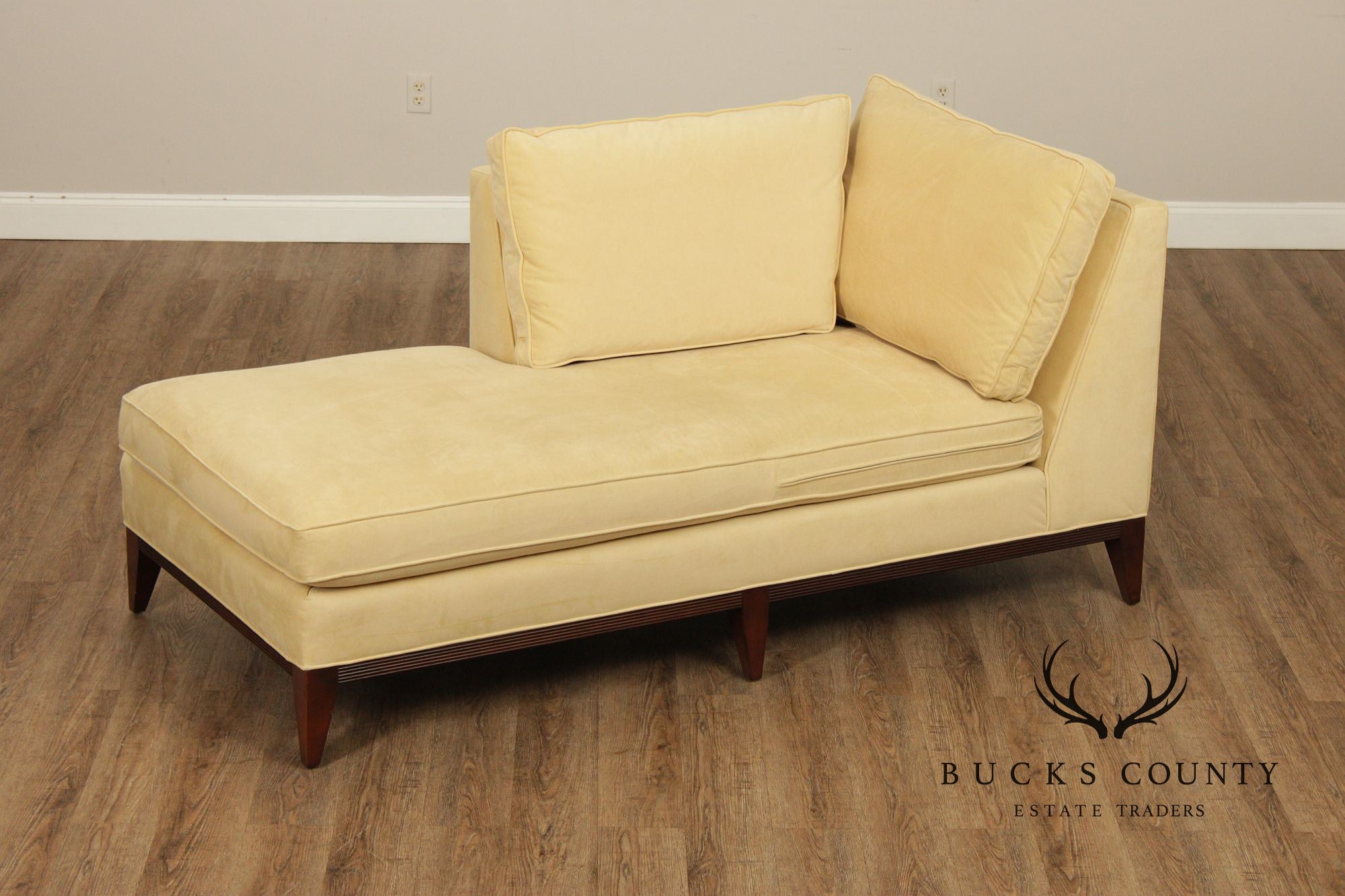 Sherrill Classic Modern Style Two-Piece Sectional Sofa