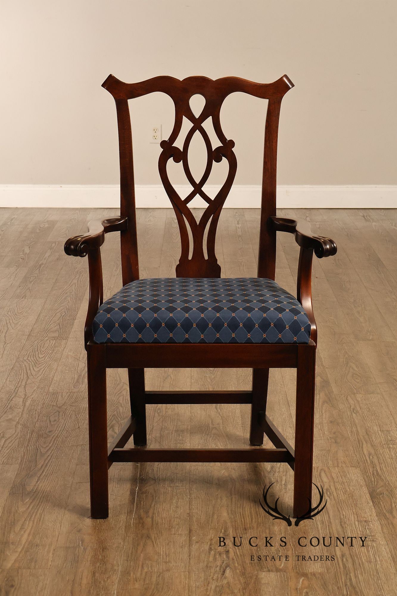 Pennsylvania House Chippendale Style Mahogany Set of 8 Dining Chairs