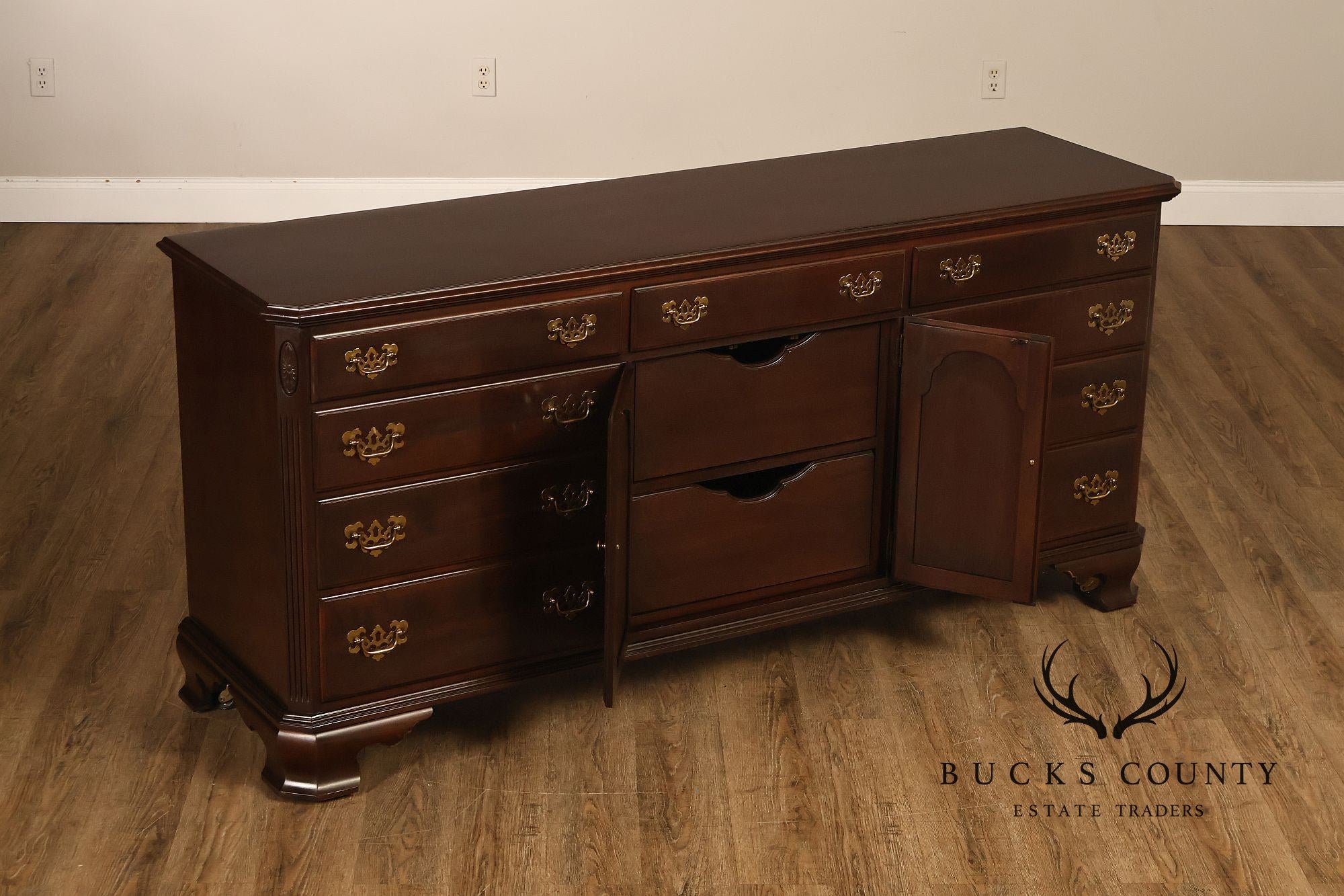Ethan Allen 'Georgian Court' Cherry Triple Dresser