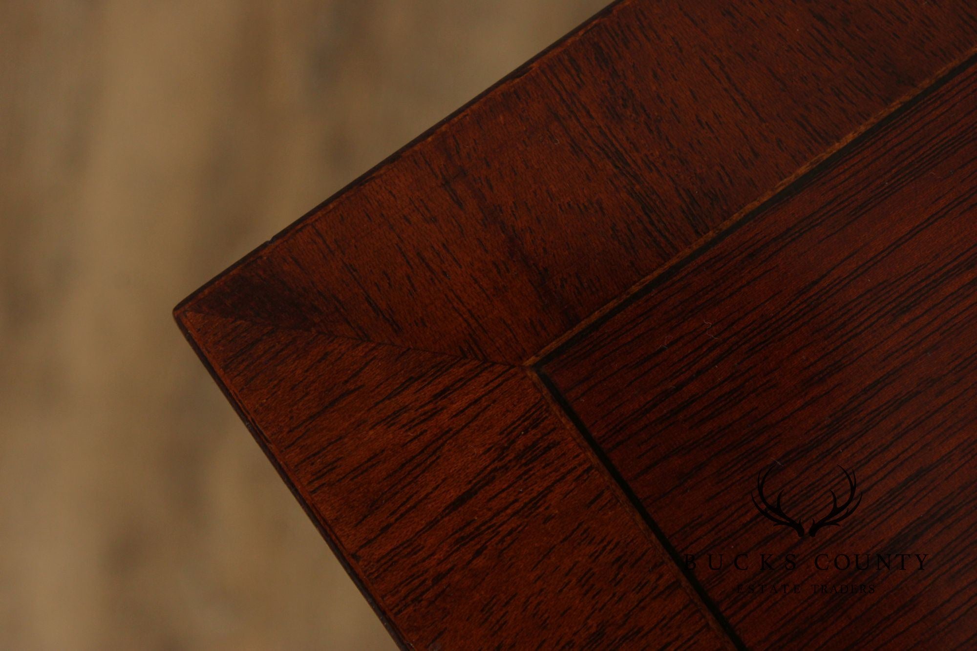 Councill Craftsmen Hepplewhite Style Mahogany Bowfront Nightstand Chest