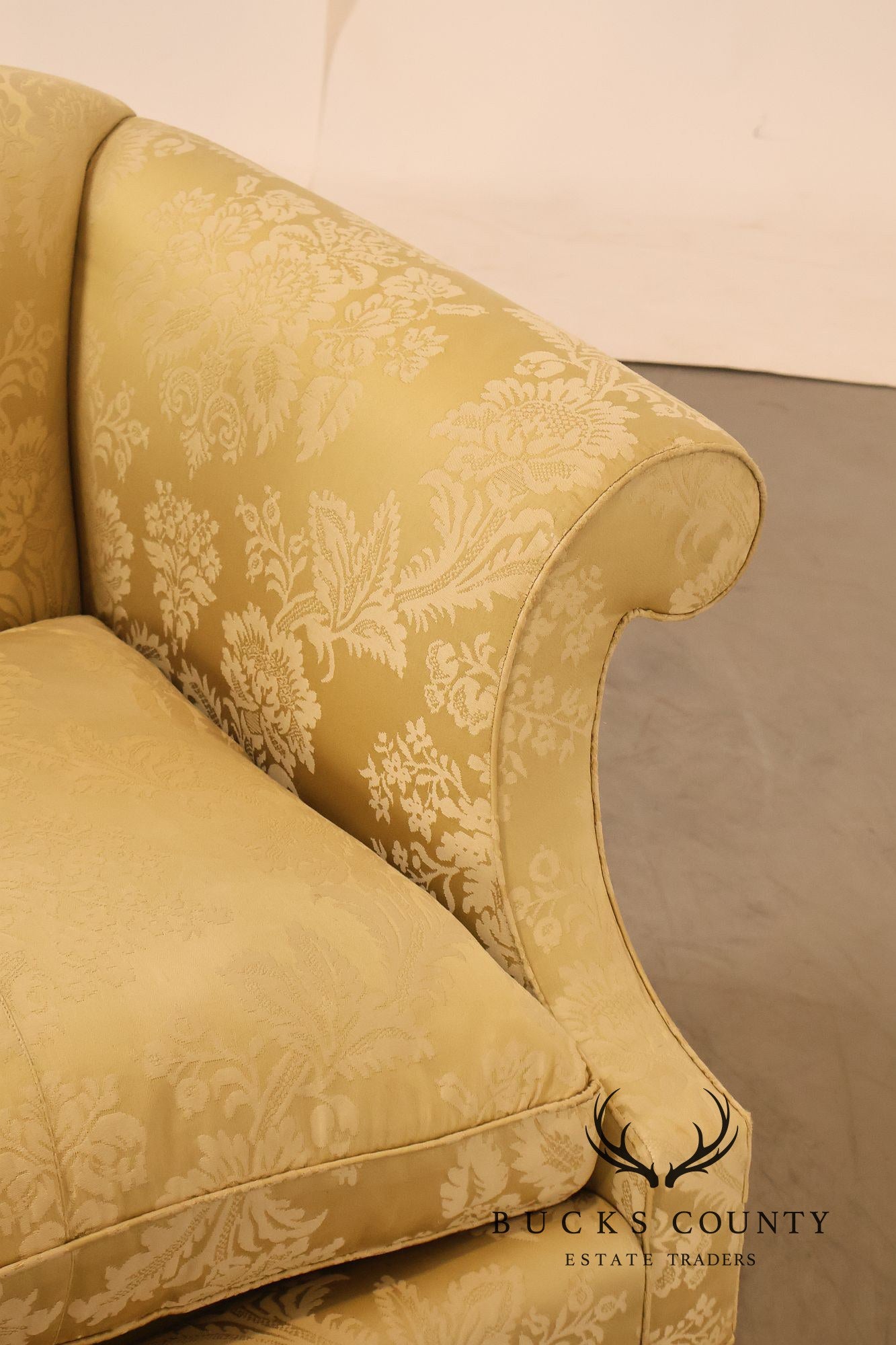 Henredon Chippendale Camelback Damask Upholstered Mahogany Sofa