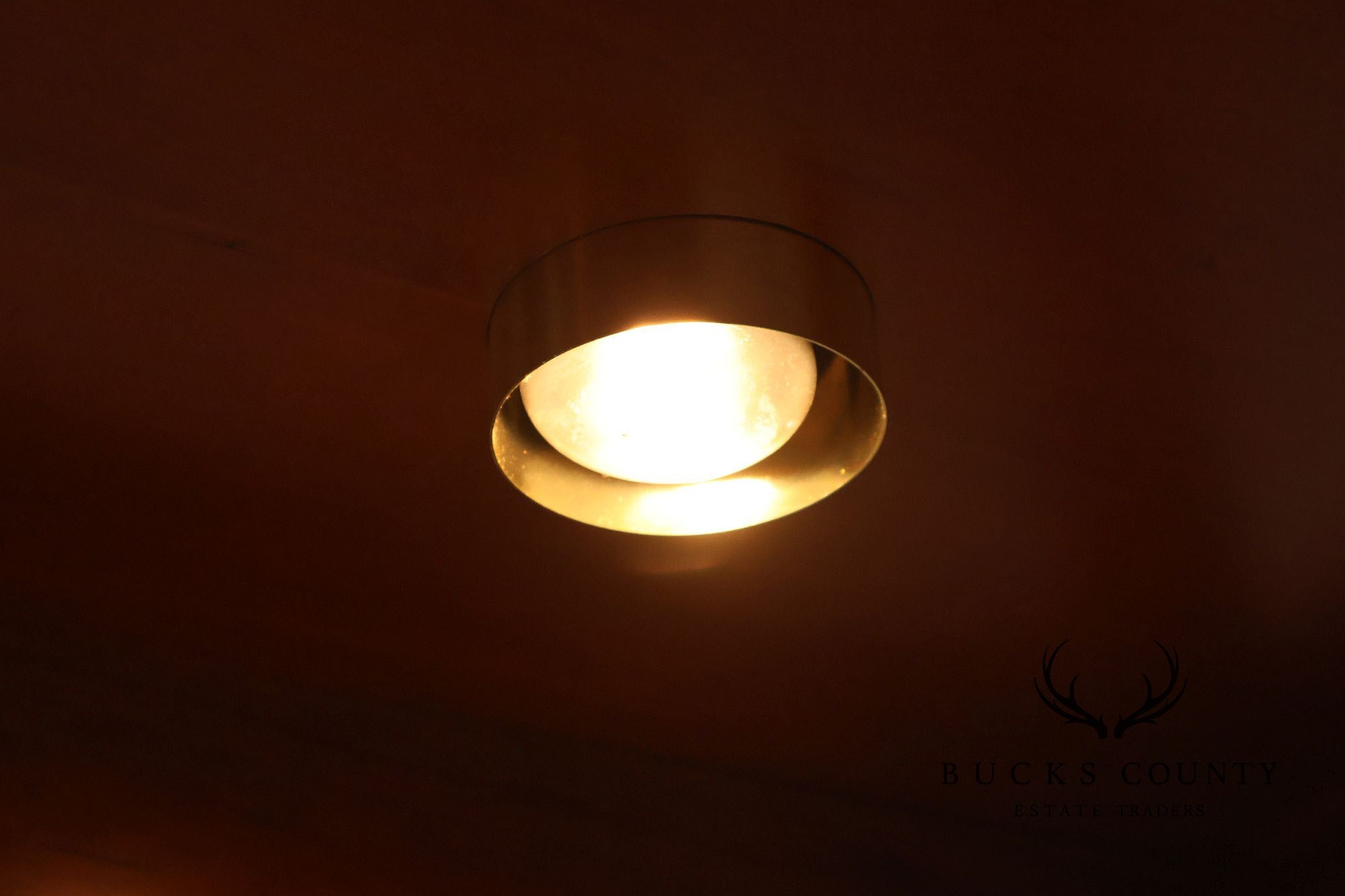 Ethan Allen Medallion Collection Cherry Lighted China Cabinet