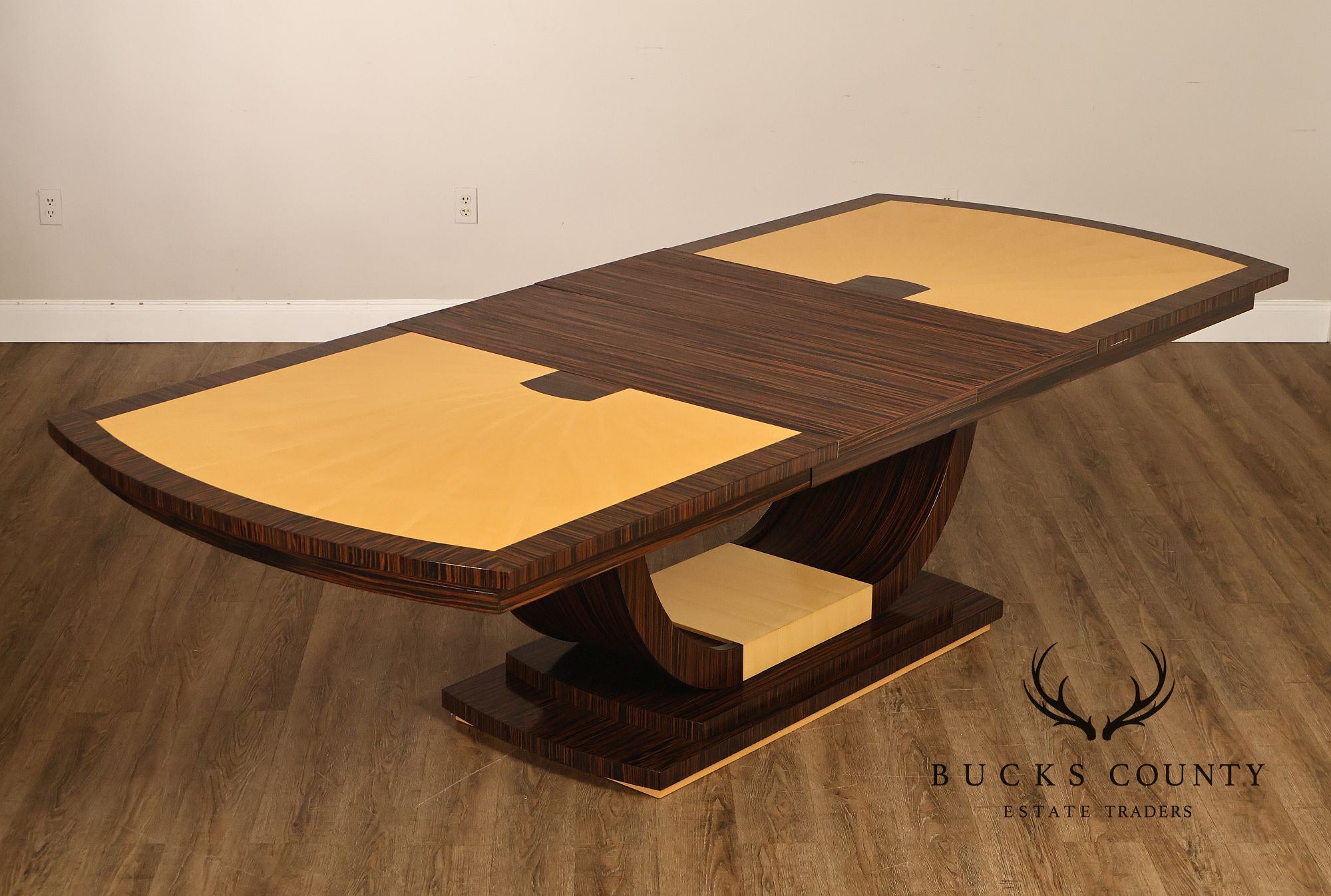 Giorgio Collection Natural Wood Pedestal Dinning Table and 8 Chairs