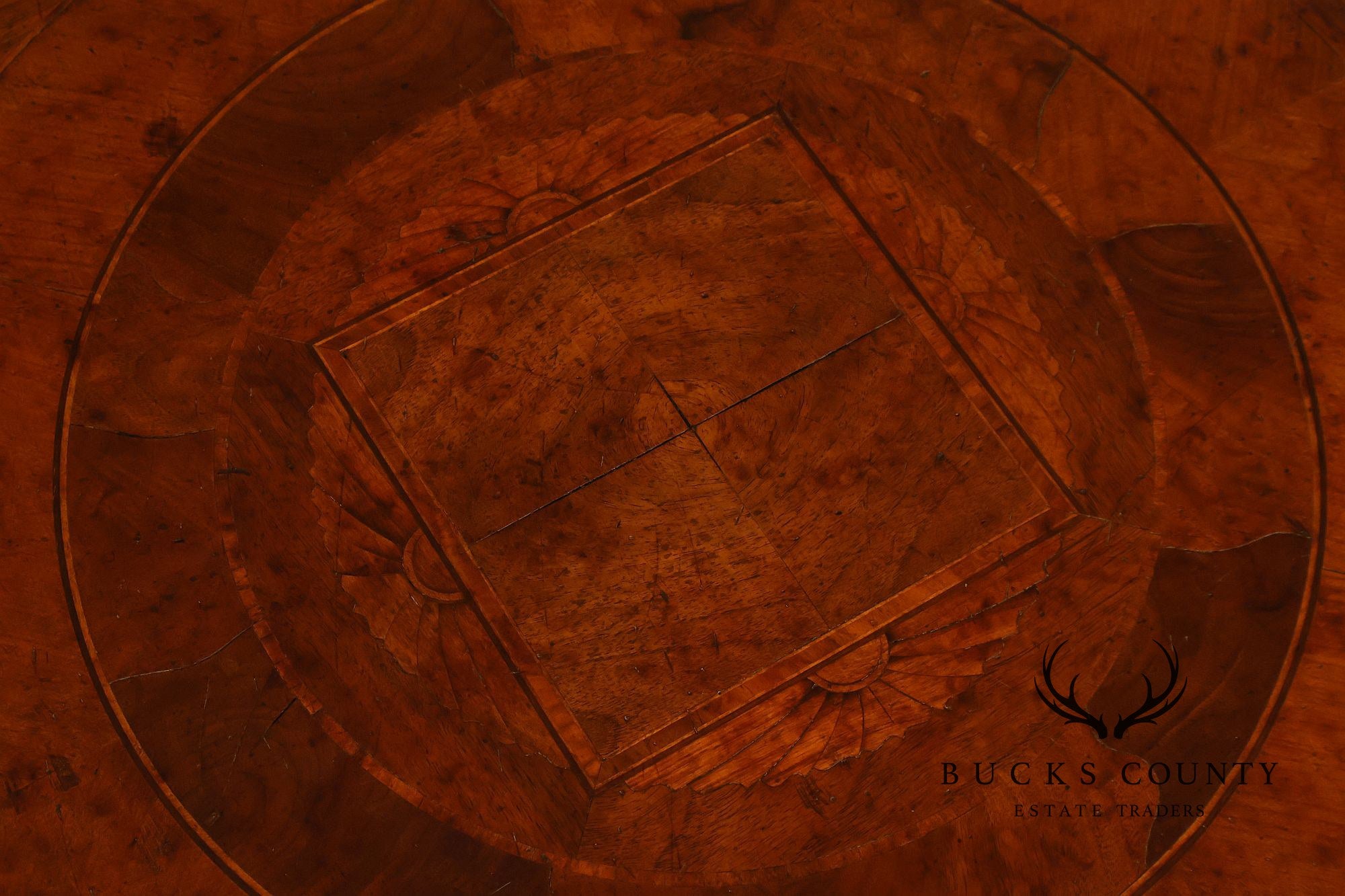 Koypthe Continental Style Walnut And Burl Walnut Inlaid Accent Table