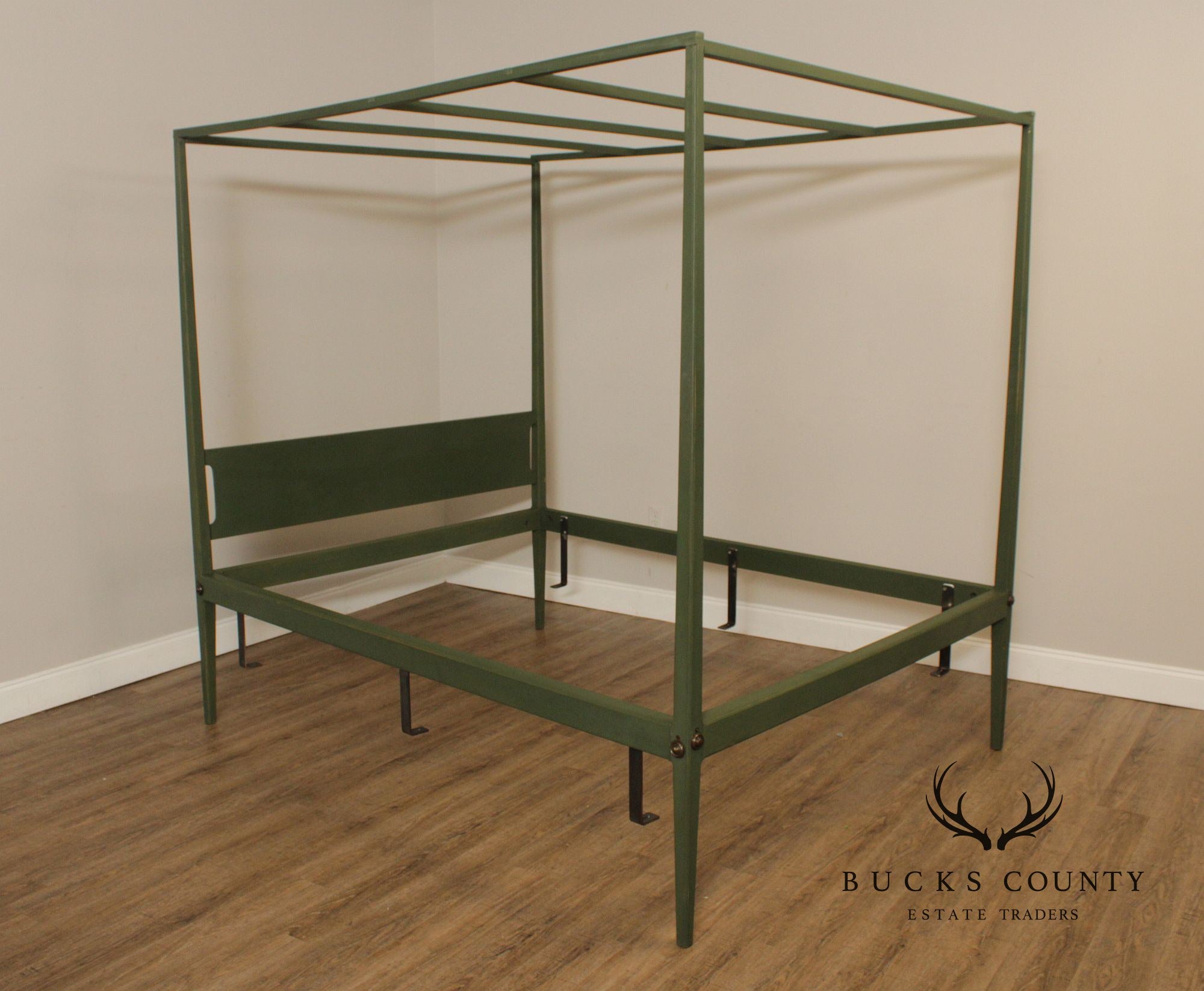 Custom Quality Early American Style Queen Size Canopy Bed