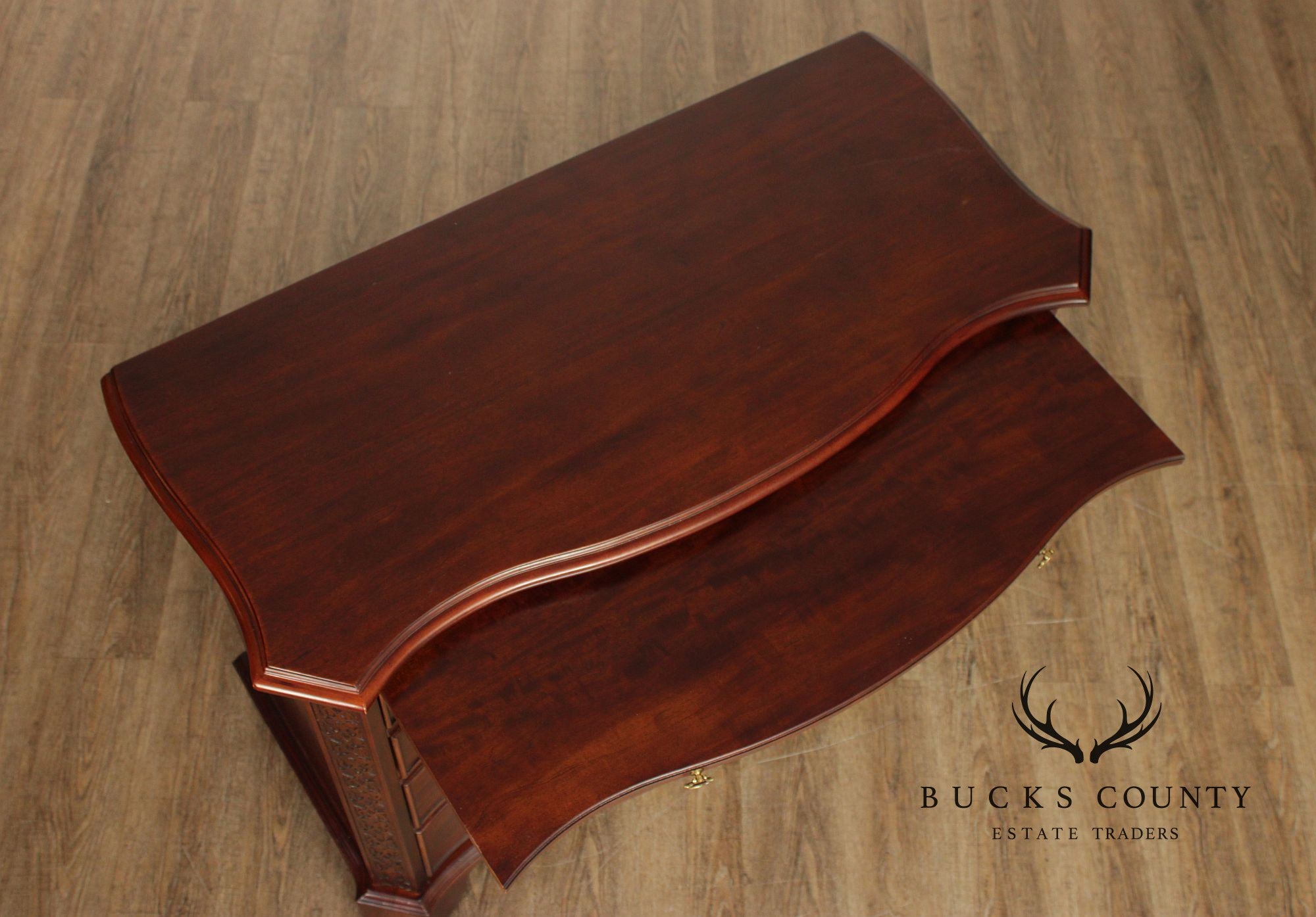 Century George III Style Mahogany Serpentine Front Bachelor’s Chest