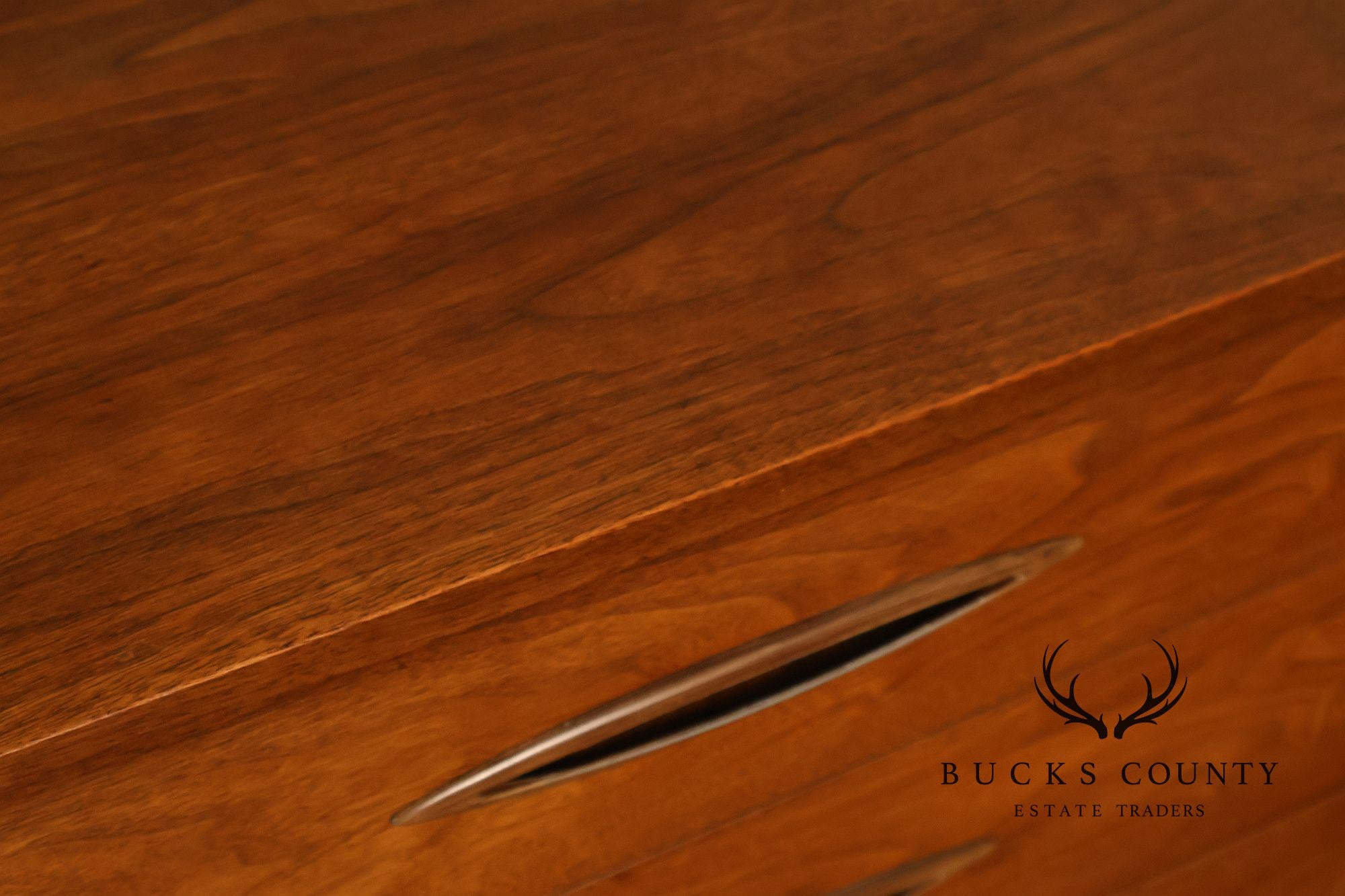 Broyhill 'Sculptra' Mid Century Modern Walnut Sideboard