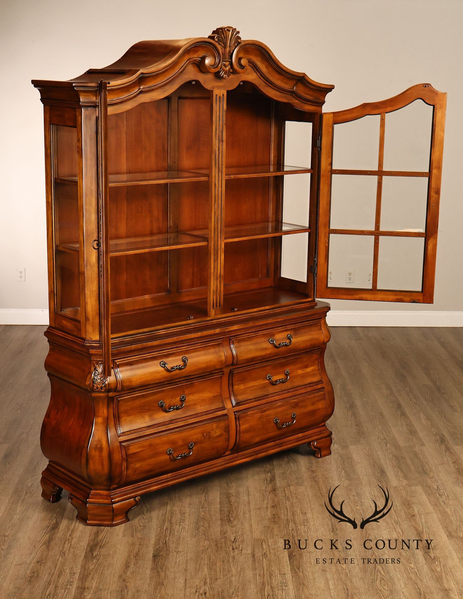 Ethan Allen 'Tuscany' China Cabinet