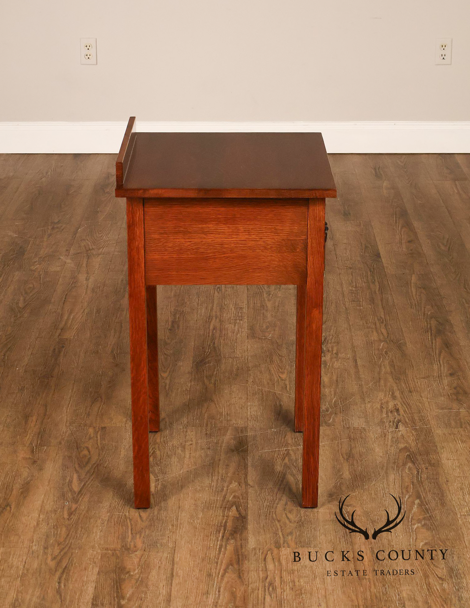 Stickley Mission Collection Pair Of Oak Nightstands