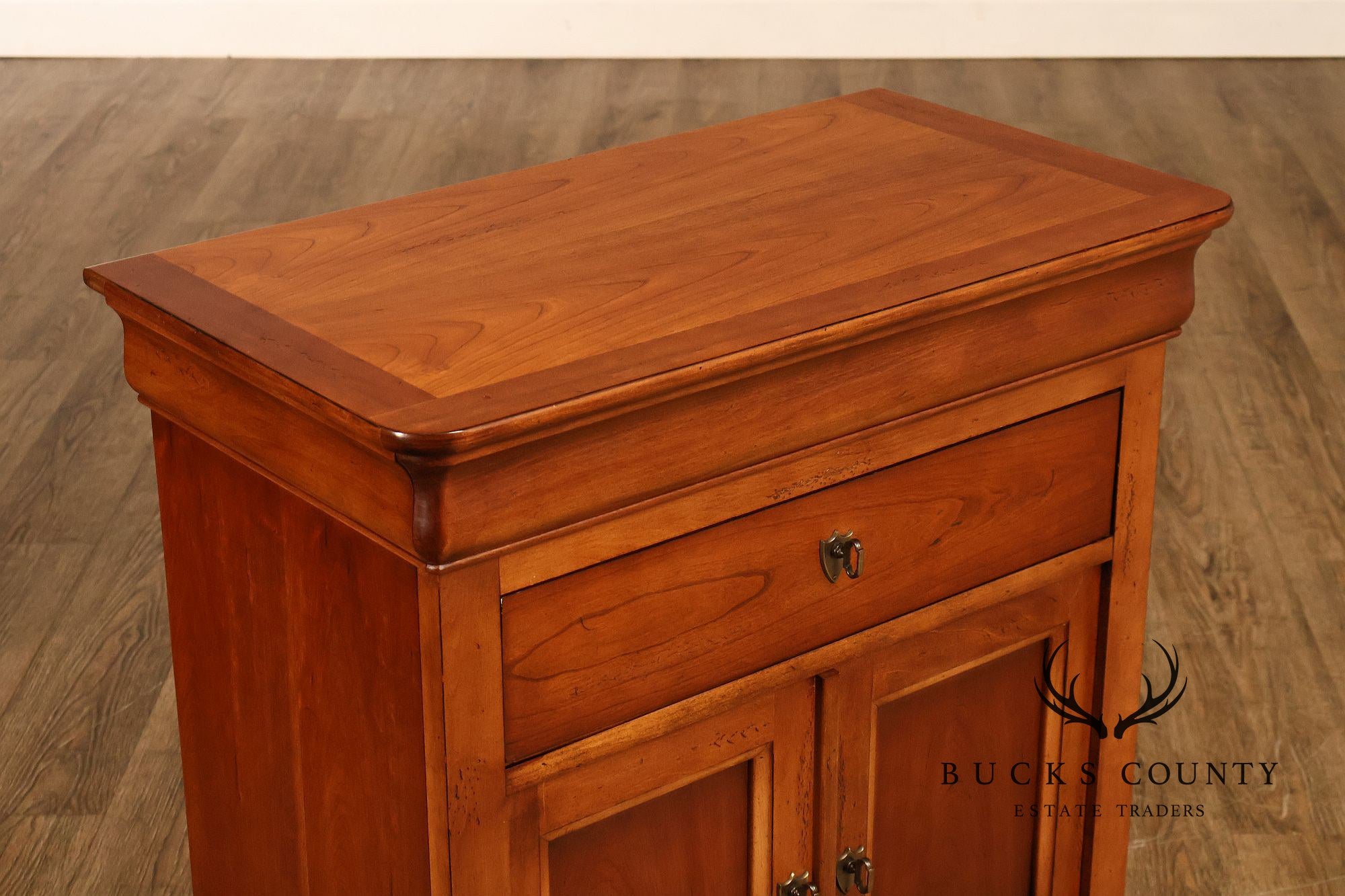 National Mt. Airy Louis Philippe Style Pair of Cherry Nightstands