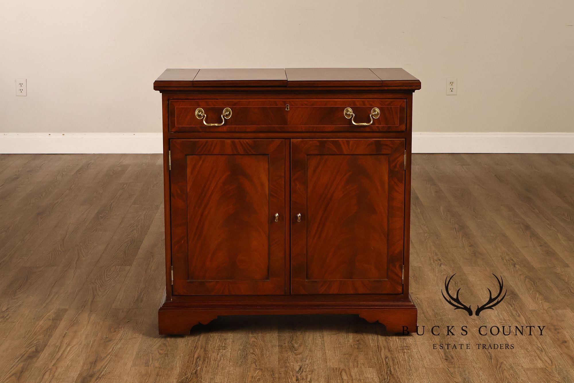 Councill Furniture Georgian Style Mahogany Flip Top Server
