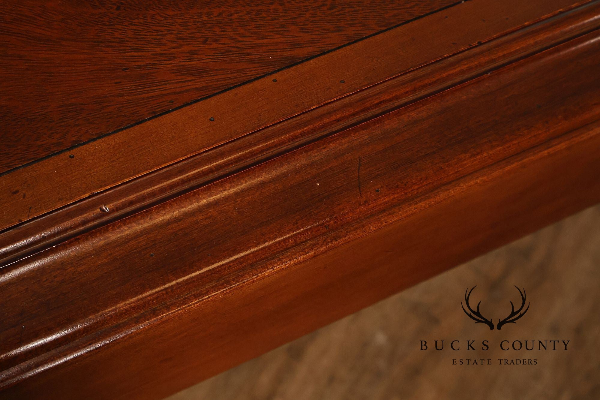 Hekman Ming Style Mahogany End Table