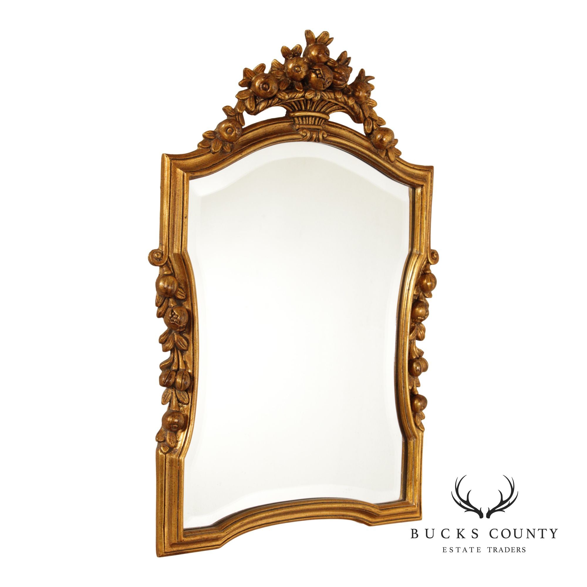 Entrée Italian Style Giltwood Accent Wall Mirror