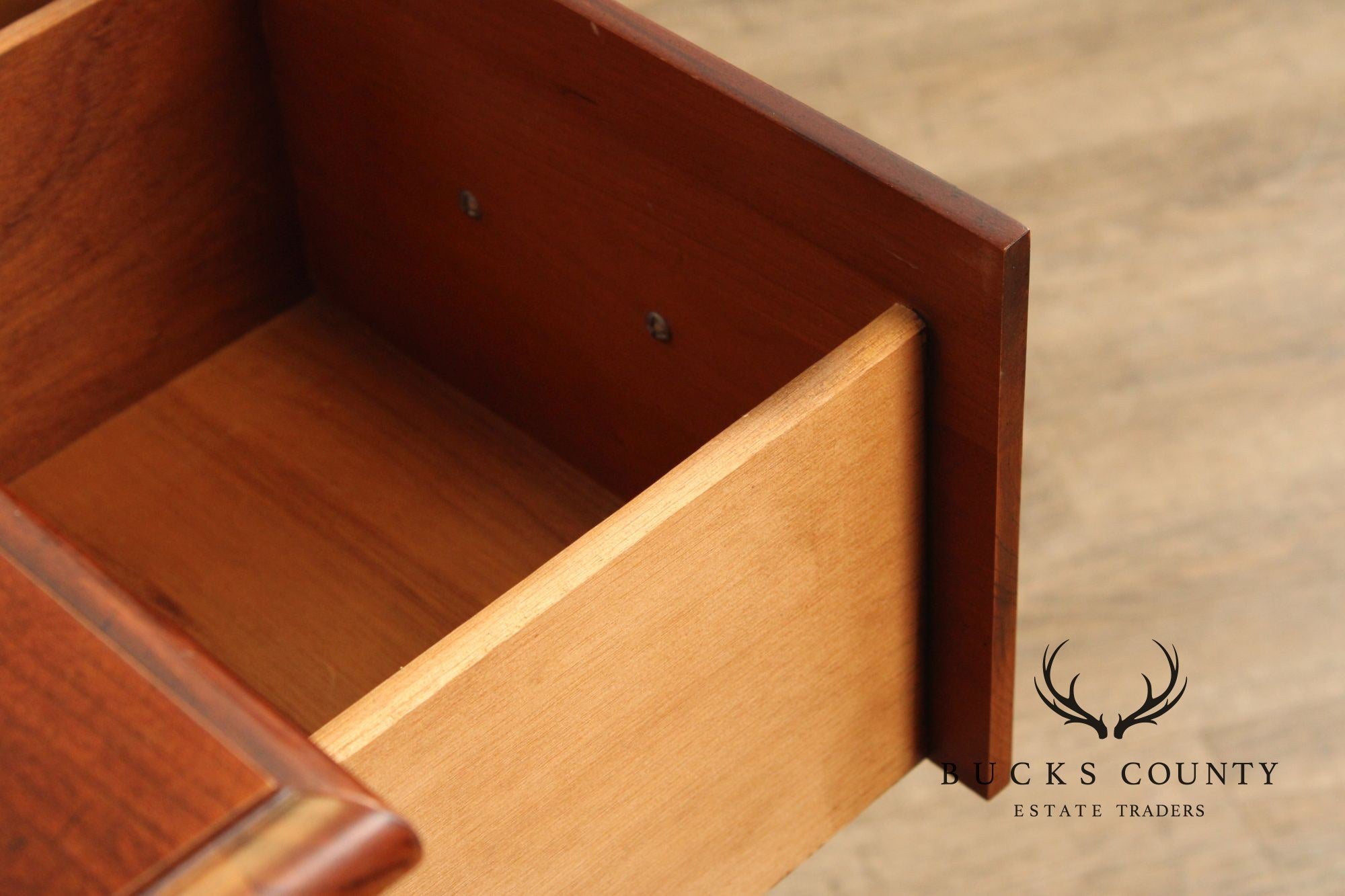 American Drew Queen Anne Style Cherry Sideboard