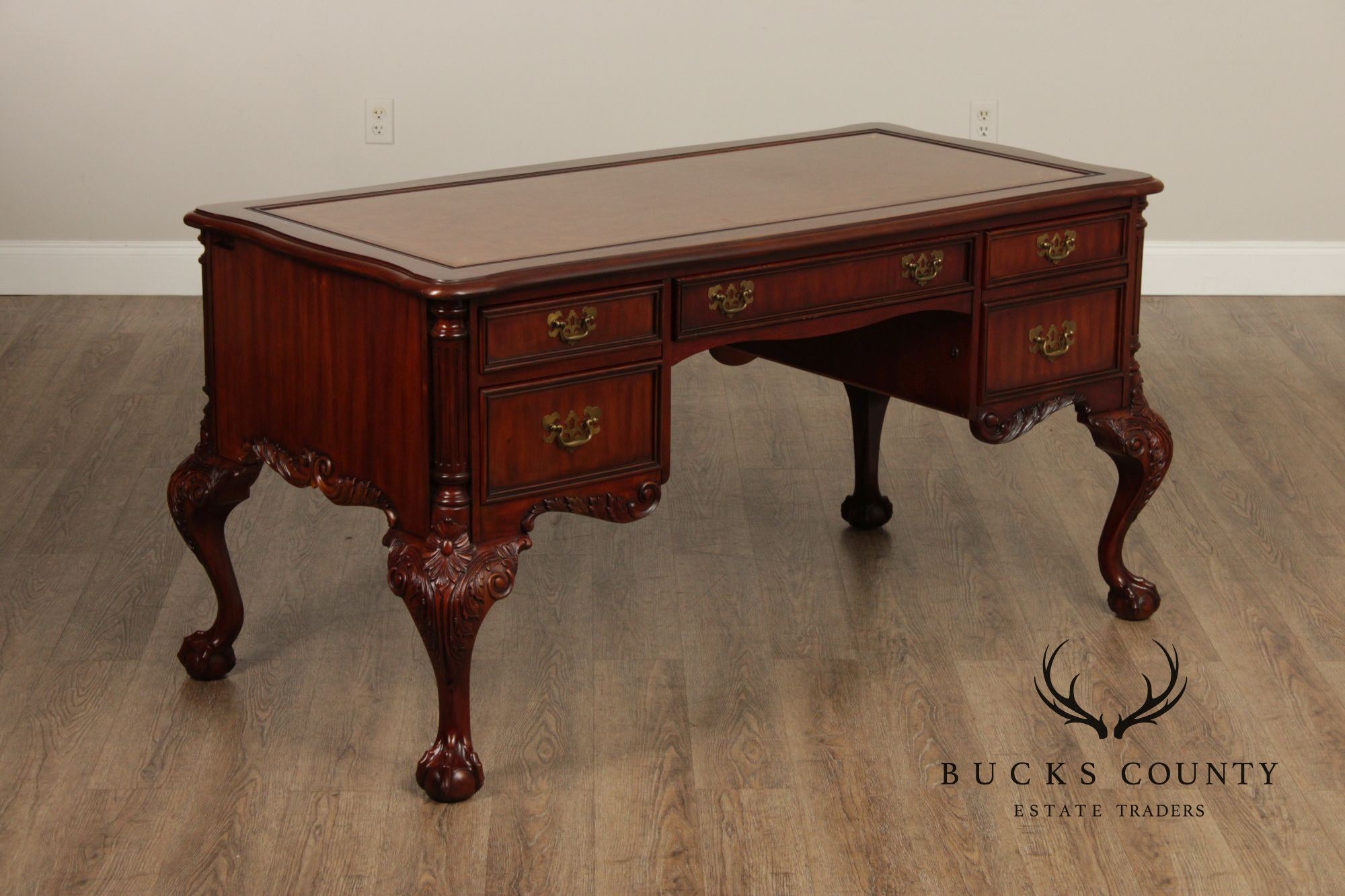 Sligh 'The Ellis Line' Chippendale Style Leather Top Mahogany Executive Writing Desk