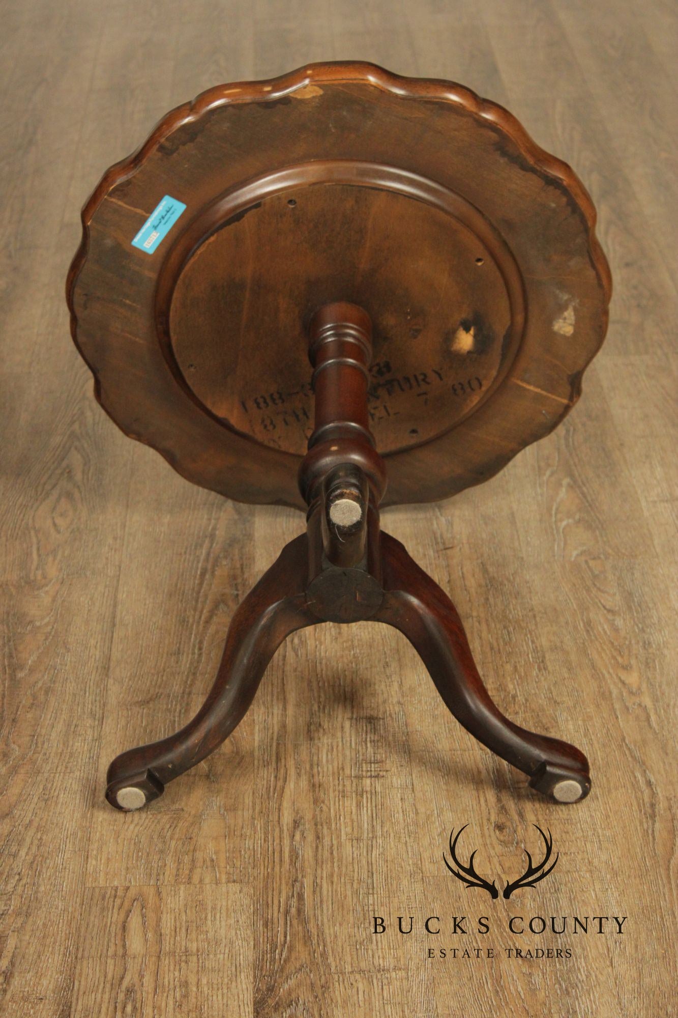 Drexel '18th Century Classics' Mahogany Pie Crust Side Table