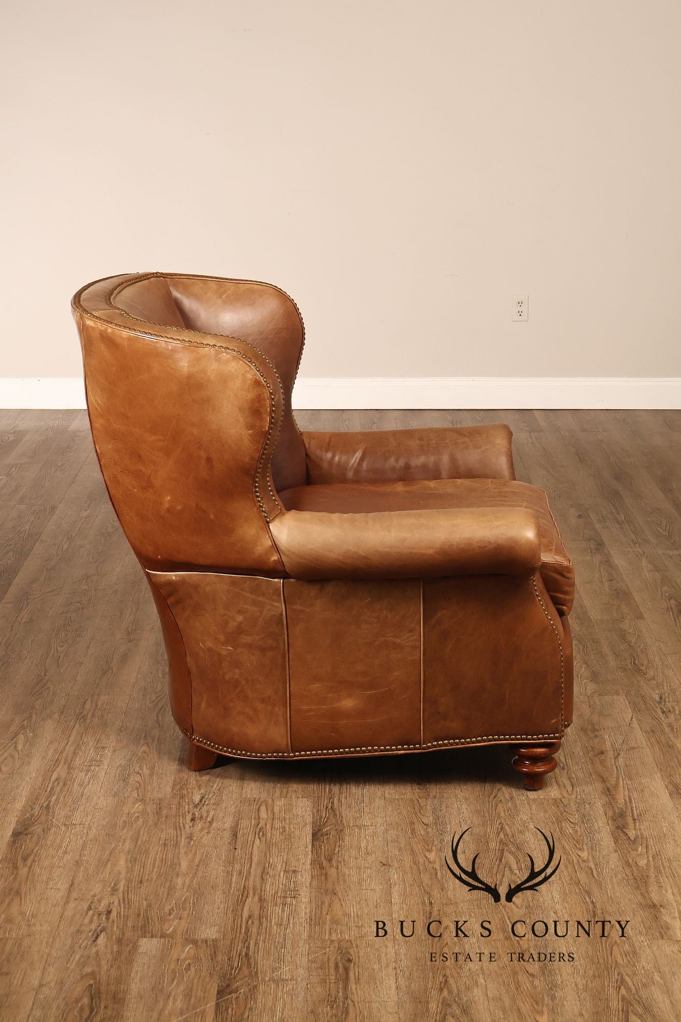 La-Z-Boy Classic Traditional Leather Club Chair