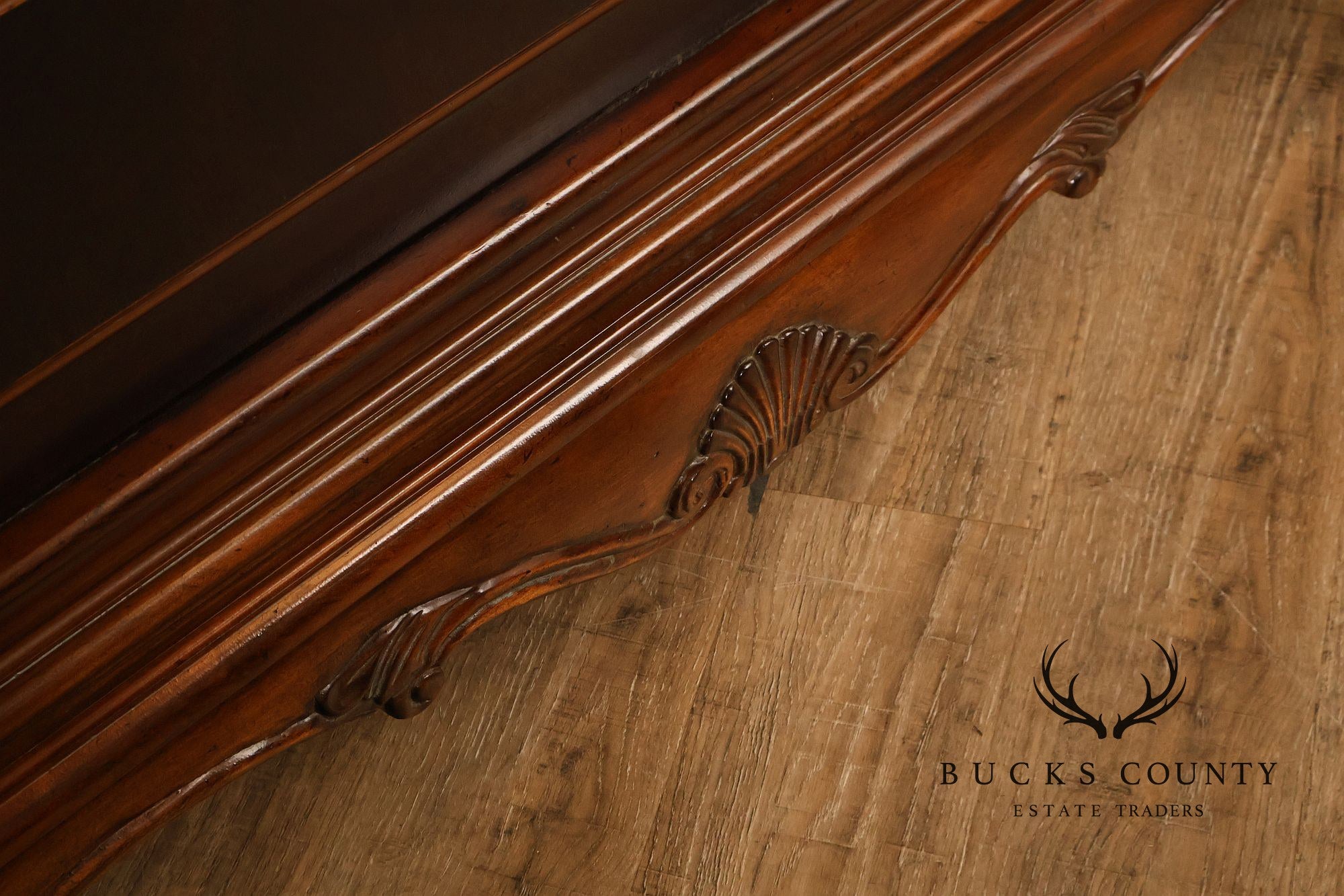 Pulaski Furniture 'St. Raphael' King Poster Bed