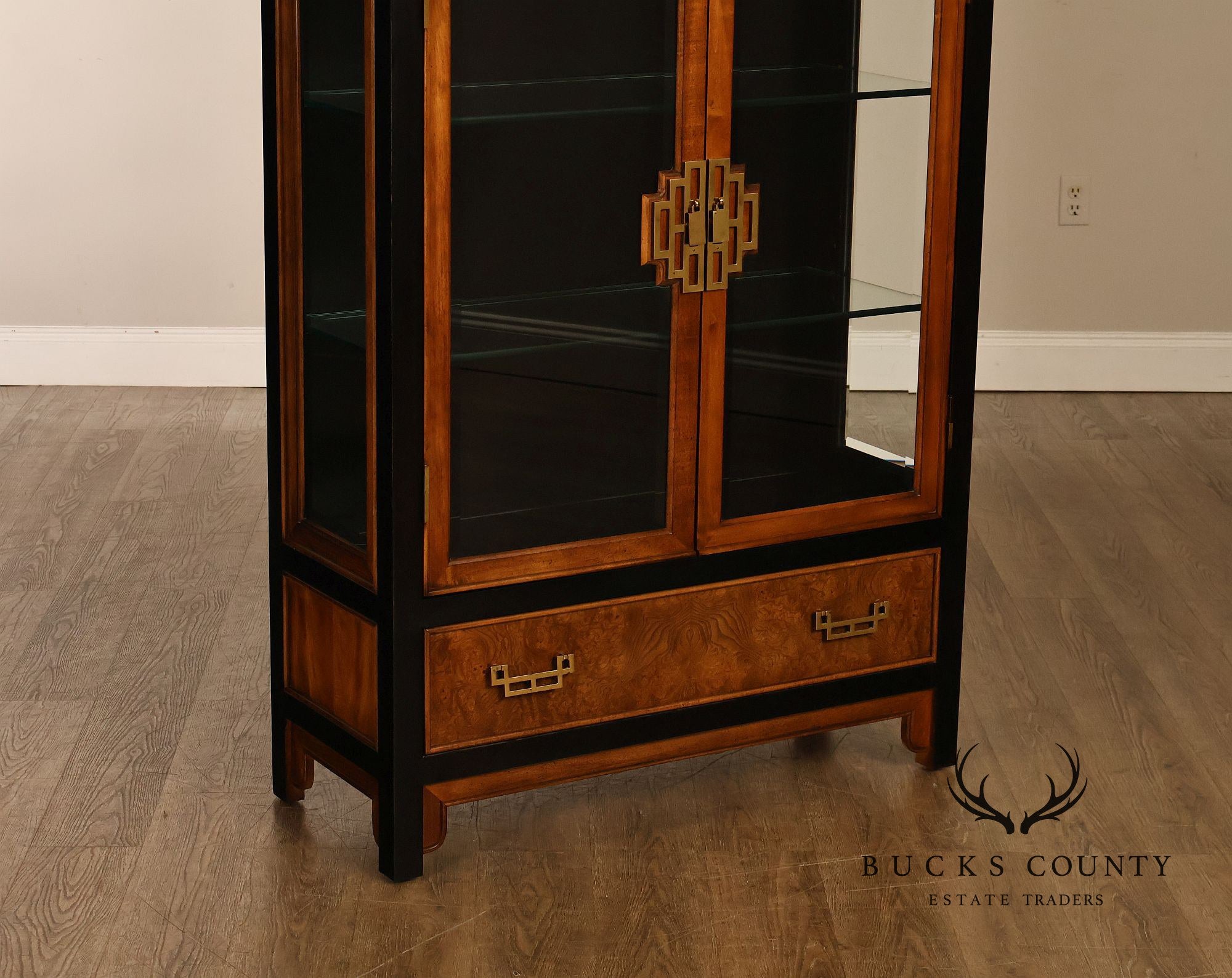 Century Furniture Chin Hua Collection Asian Style Display Cabinet