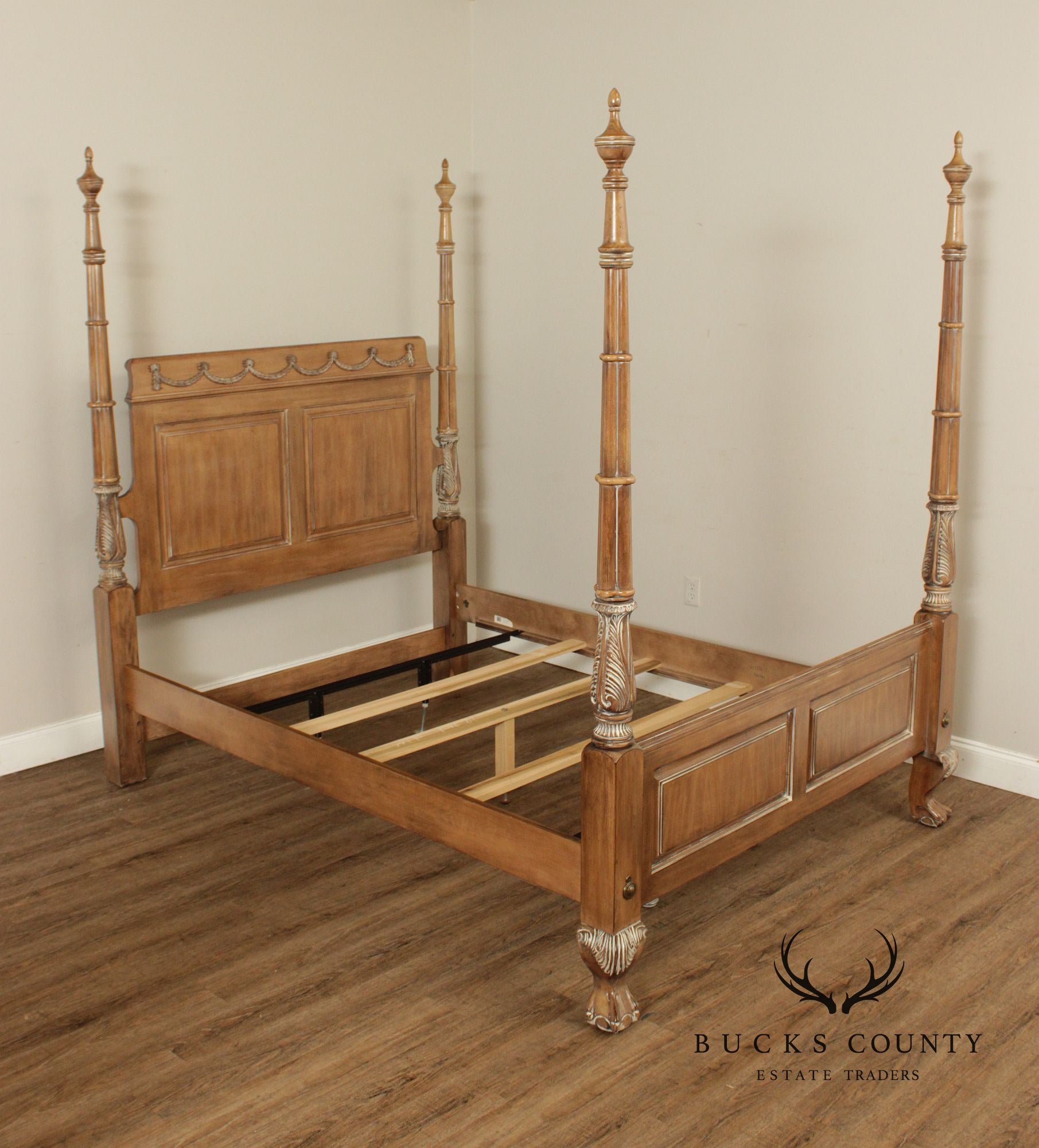 Lexington Furniture Queen Poster Bed