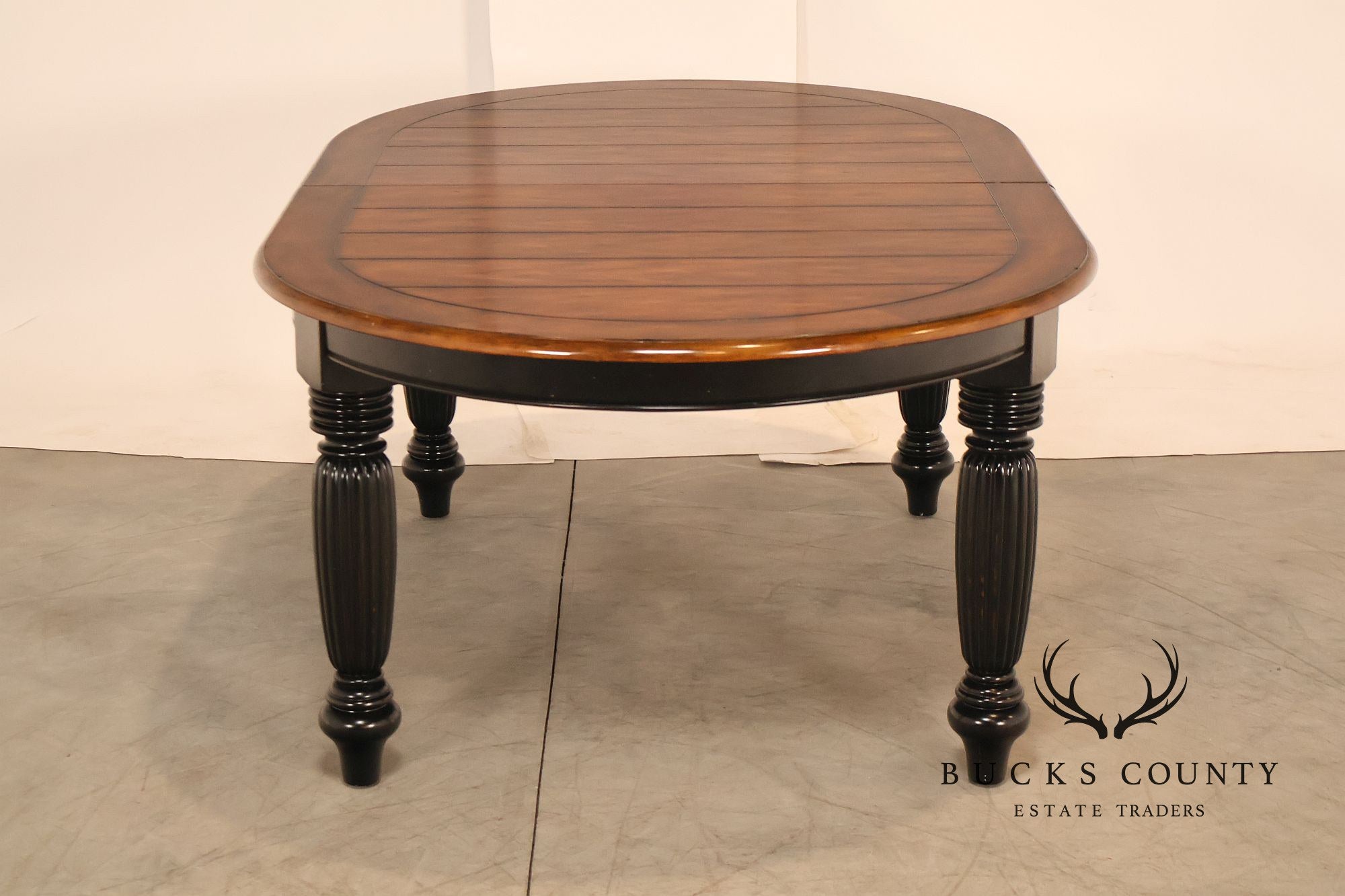 Oskar Huber Farmhouse Style Oval Extension Dining Table With 2 Leaves